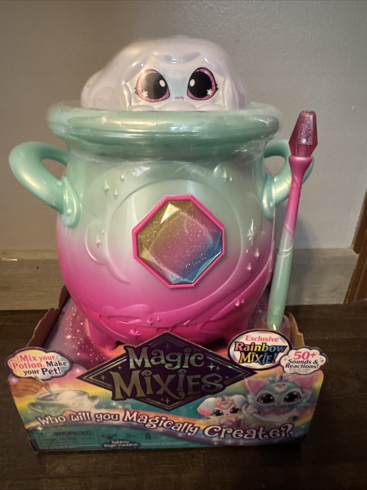 Magic Mixies Misting Cauldron Rainbow Mixie Exclusive RARE Plush Interactive Magic Mixies Misting Cauldron Rainbow Mixie Exclusive RARE Plush Interactive