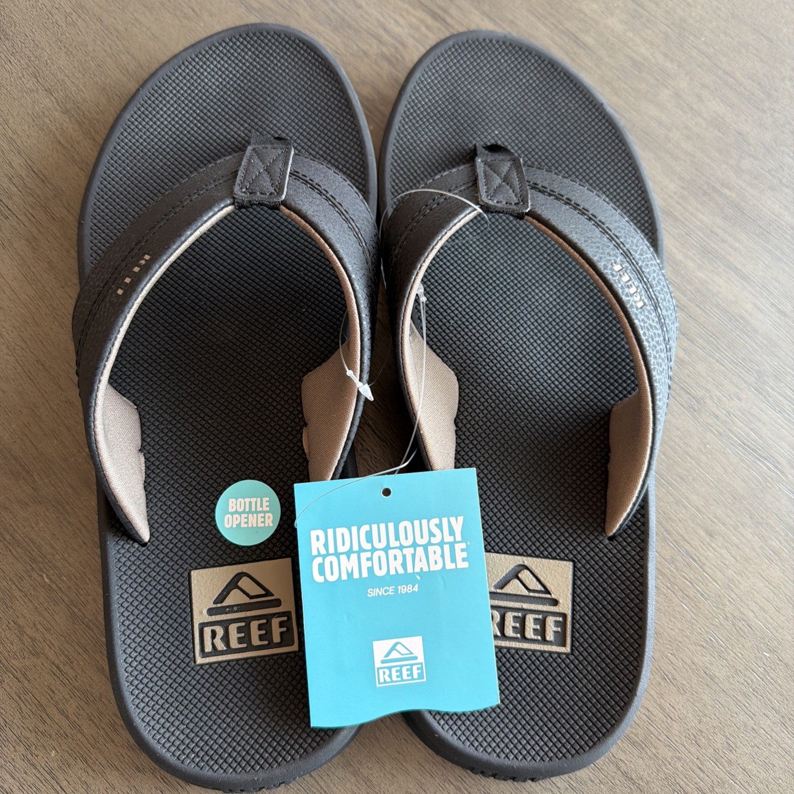 New REEF Element TQT 2.0 Mens Flip Flop Sandals - Bottle Opener - Black, Size 9 New REEF Element TQT 2.0 Mens Flip Flop Sandals - Bottle Opener - Black, Size 9