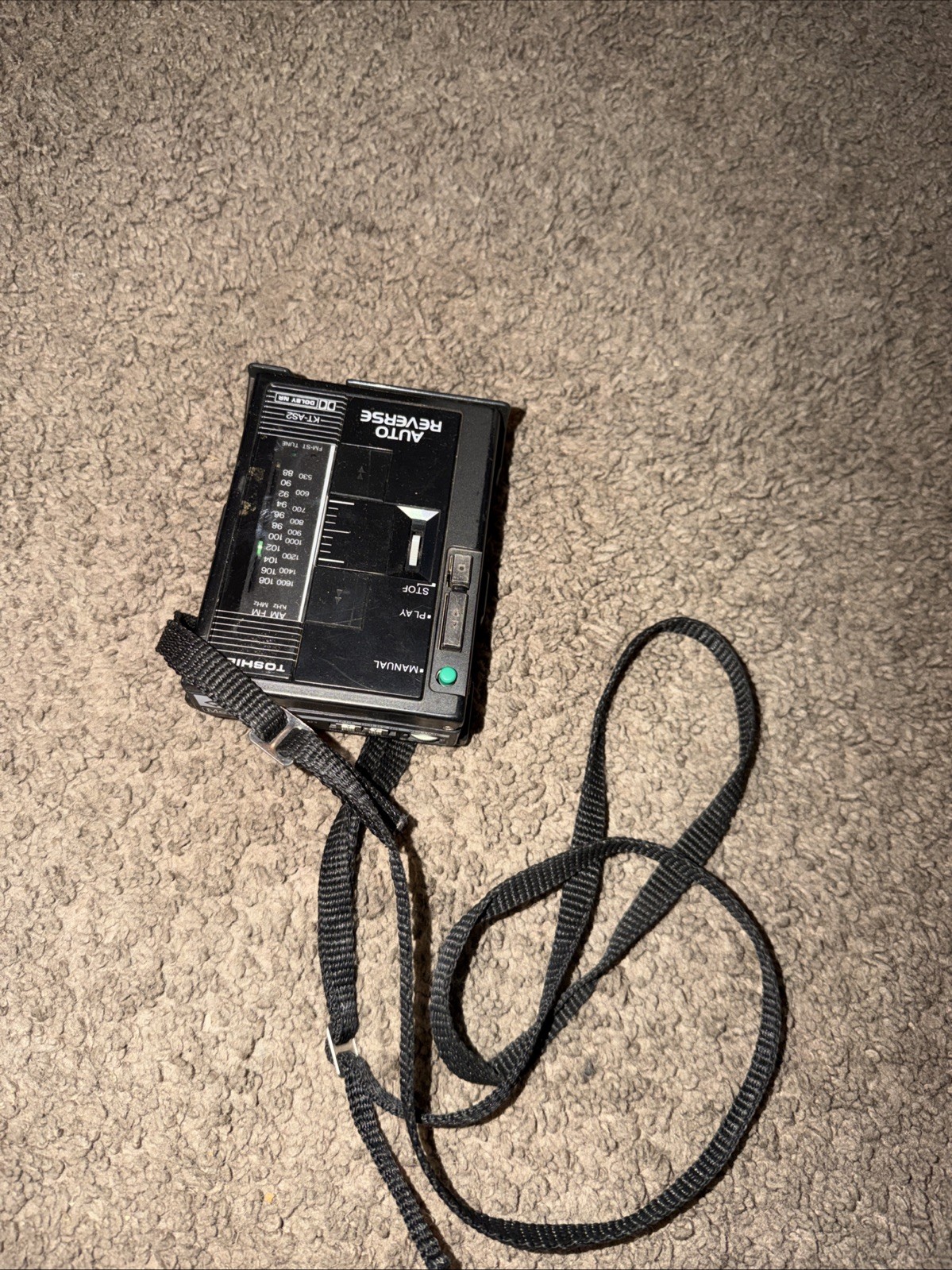 Vintage 1983 Toshiba KT-AS2 Walky Cassette Player Auto Reverse Dolby Black Vintage 1983 Toshiba KT-AS2 Walky Cassette Player Auto Reverse Dolby Black