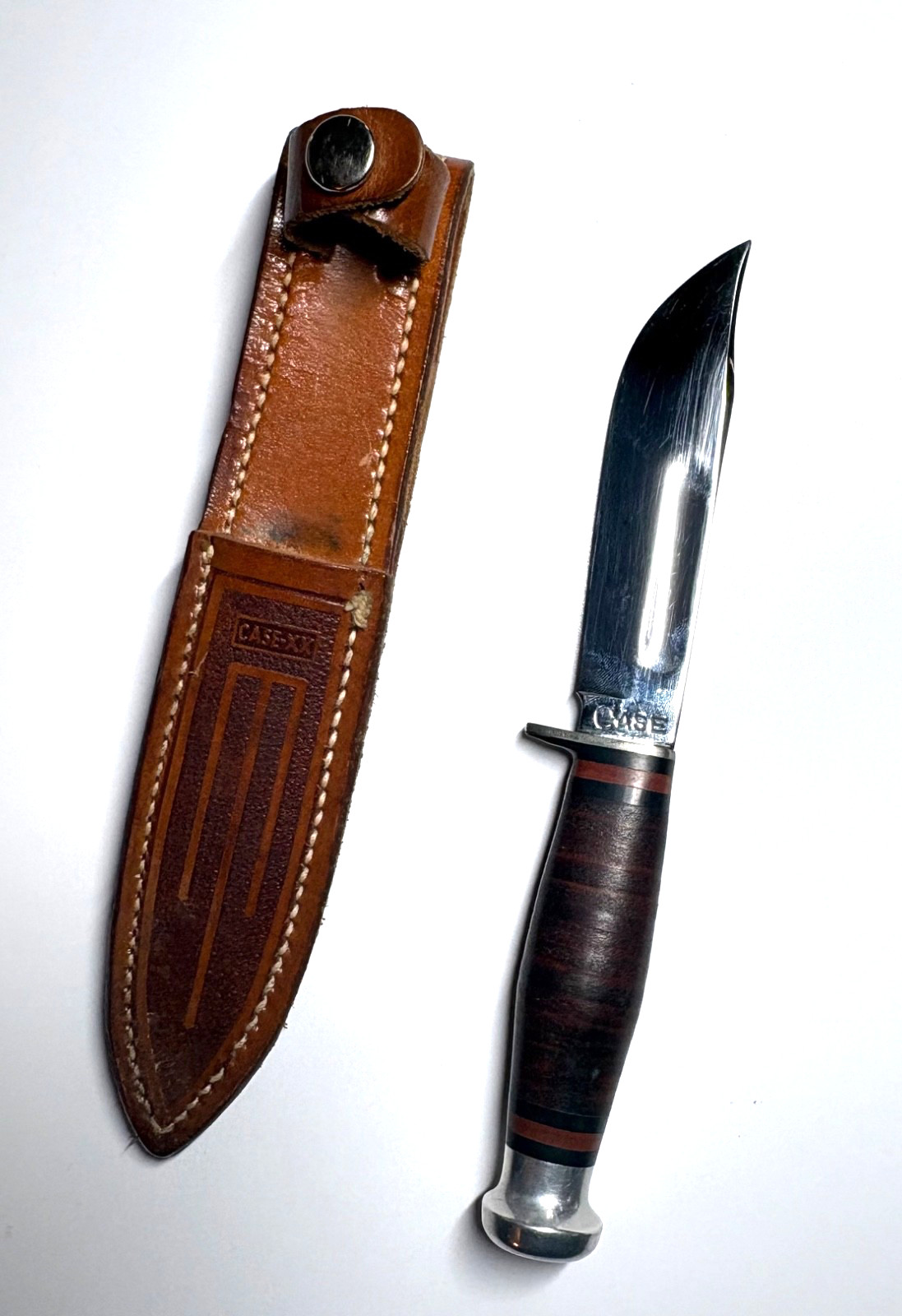 1960s - 1970s CASE XX  VINTAGE HUNTING SKINNING BOWIE KNIFE & SHEATH