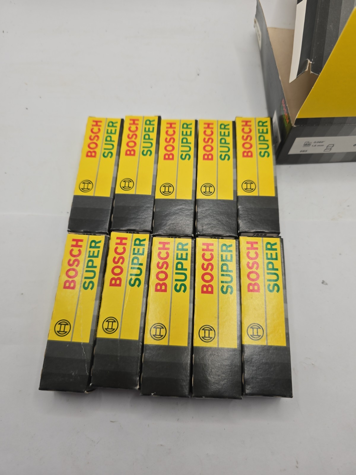 Spark Plug-Super Bosch 7558 box of 10 FR8DCY box Spark Plug-Super Bosch 7558 box of 10 FR8DCY box
