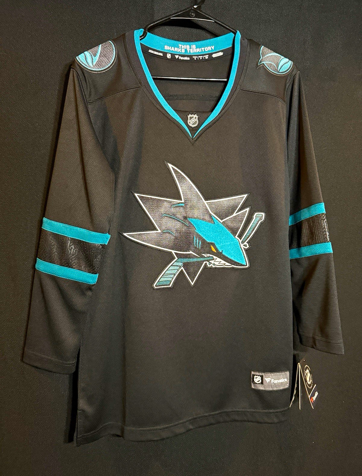San Jose Sharks Fanatics NHL Breakaway Jersey. Women’s Size Small. New w/tags
