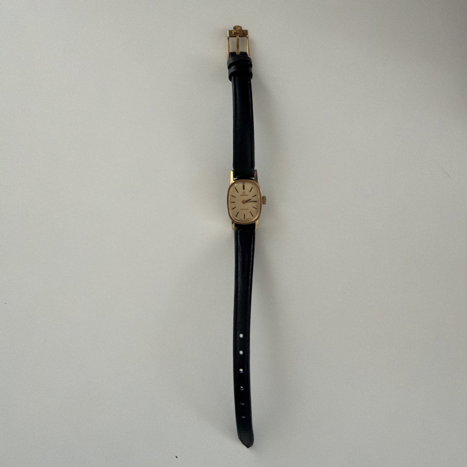 Vintage 1974 OMEGA Geneve Cal.1070 Ref.511.0454 Gold Manual Winding Womens Watch