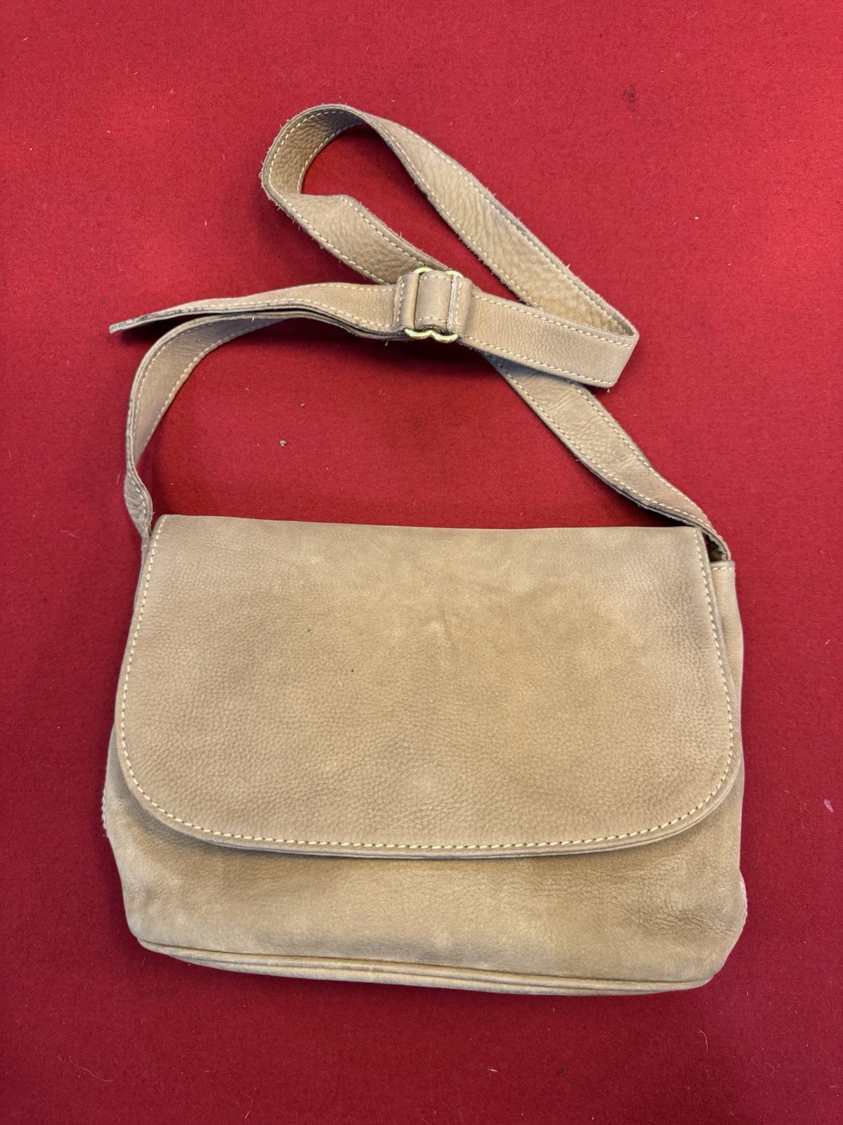Vintage Coach Sonoma Flap Bag Sand Taupe Nubuc Leather Crossbody Purse 4935 Vintage Coach Sonoma Flap Bag Sand Taupe Nubuc Leather Crossbody Purse 4935
