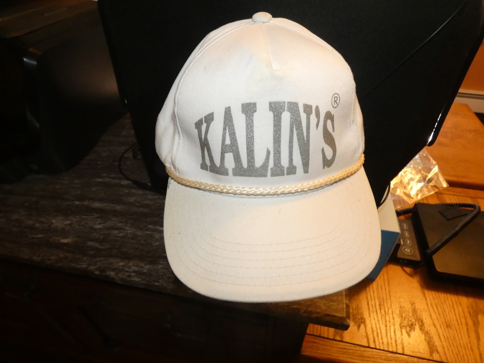 RARE VINTAGE KALINS KALIN\'S GRUBS TRUCKERS HAT FISHING BASEBALL CAP RARE VINTAGE KALINS KALIN\'S GRUBS TRUCKERS HAT FISHING BASEBALL CAP
