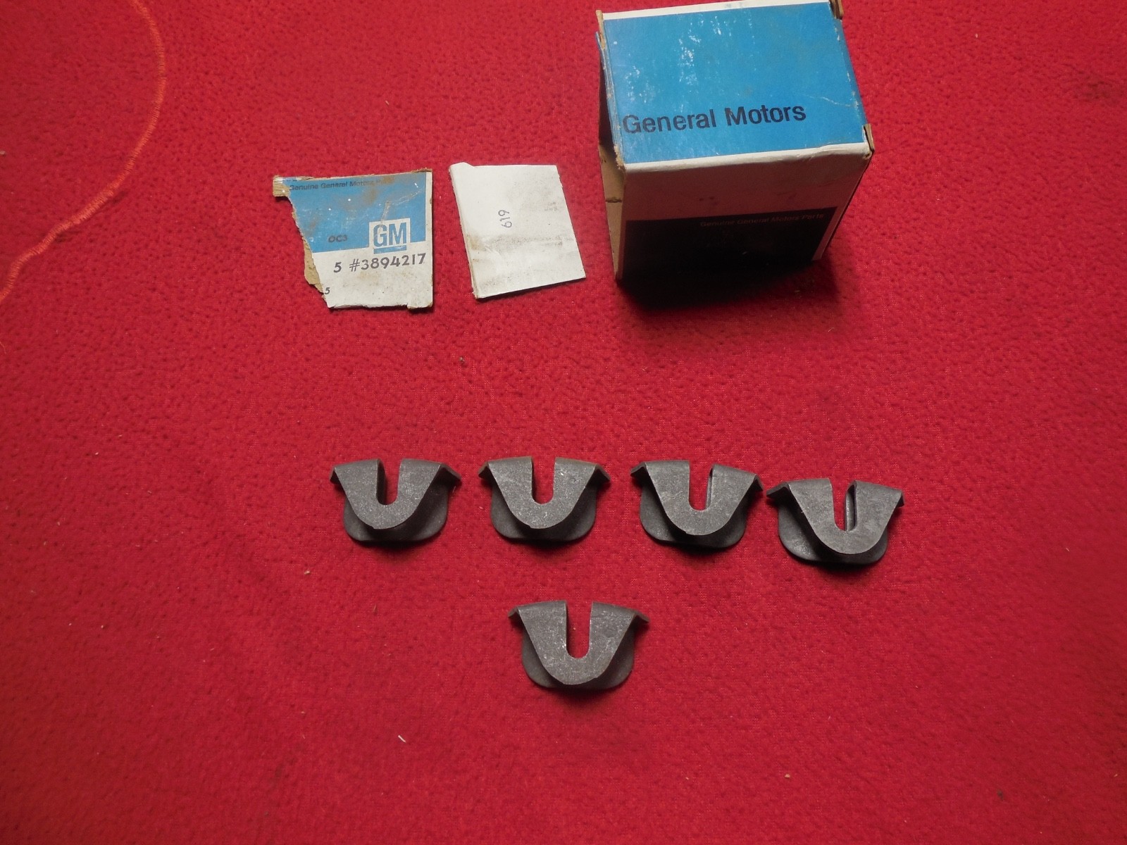 NOS 1966 - 72 Chevrolet GMC C10 - C30 K10 - K30 Blazer park brake cable guide GM NOS 1966 - 72 Chevrolet GMC C10 - C30 K10 - K30 Blazer park brake cable guide GM