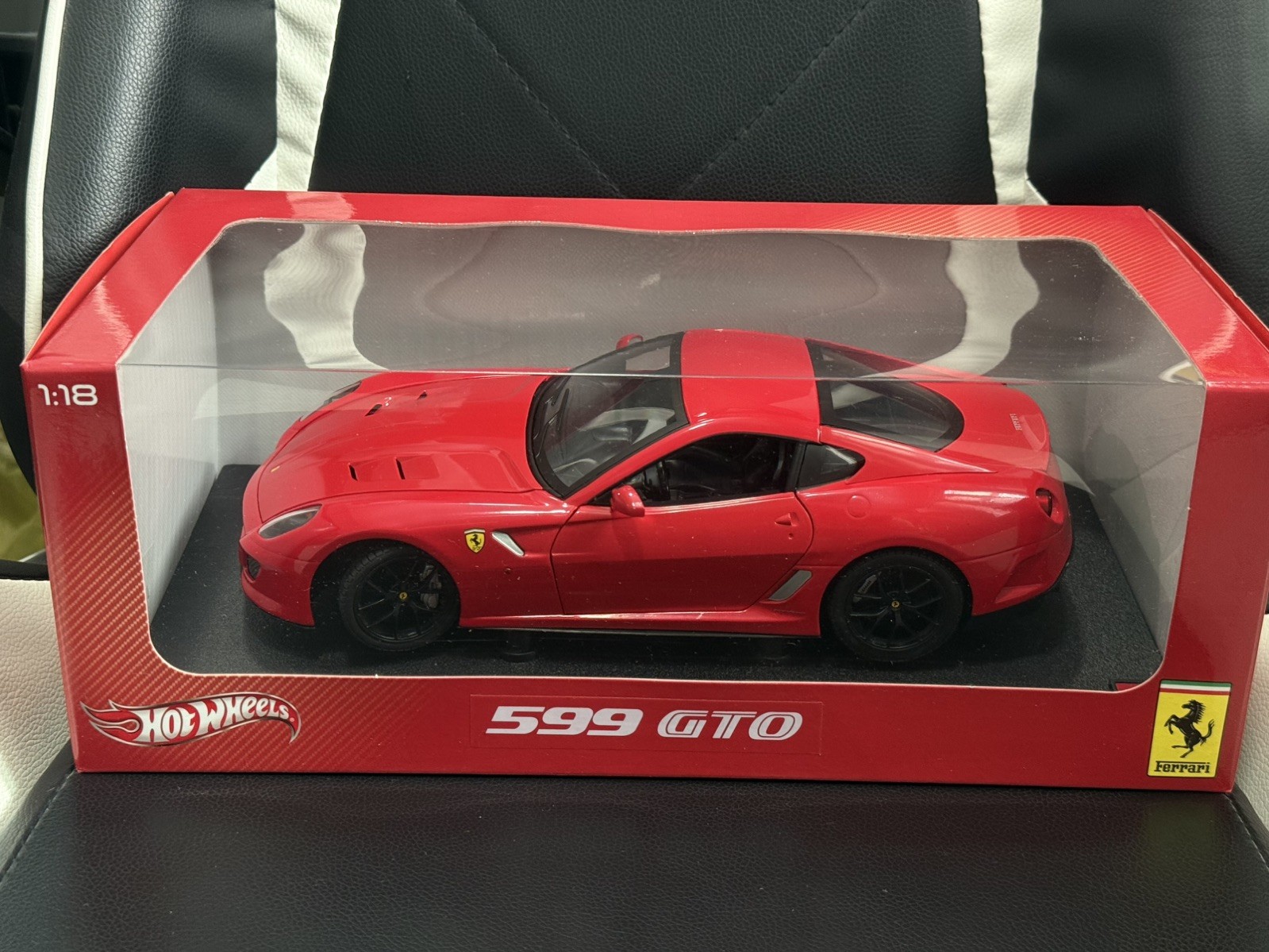 Hot Wheels Ferrari 599 GTO 1 18 Rare