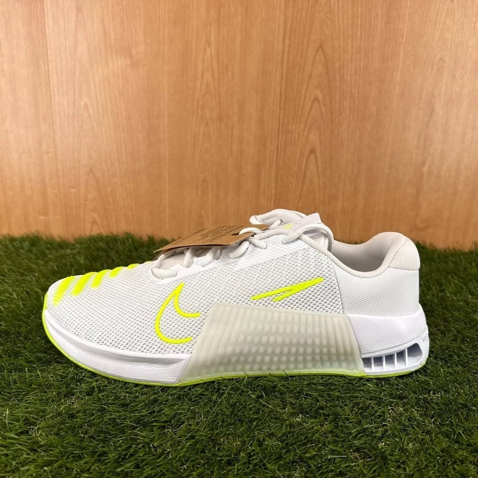 Size 12 - NEW Nike Metcon 9 White Volt Size 12 - NEW Nike Metcon 9 White Volt