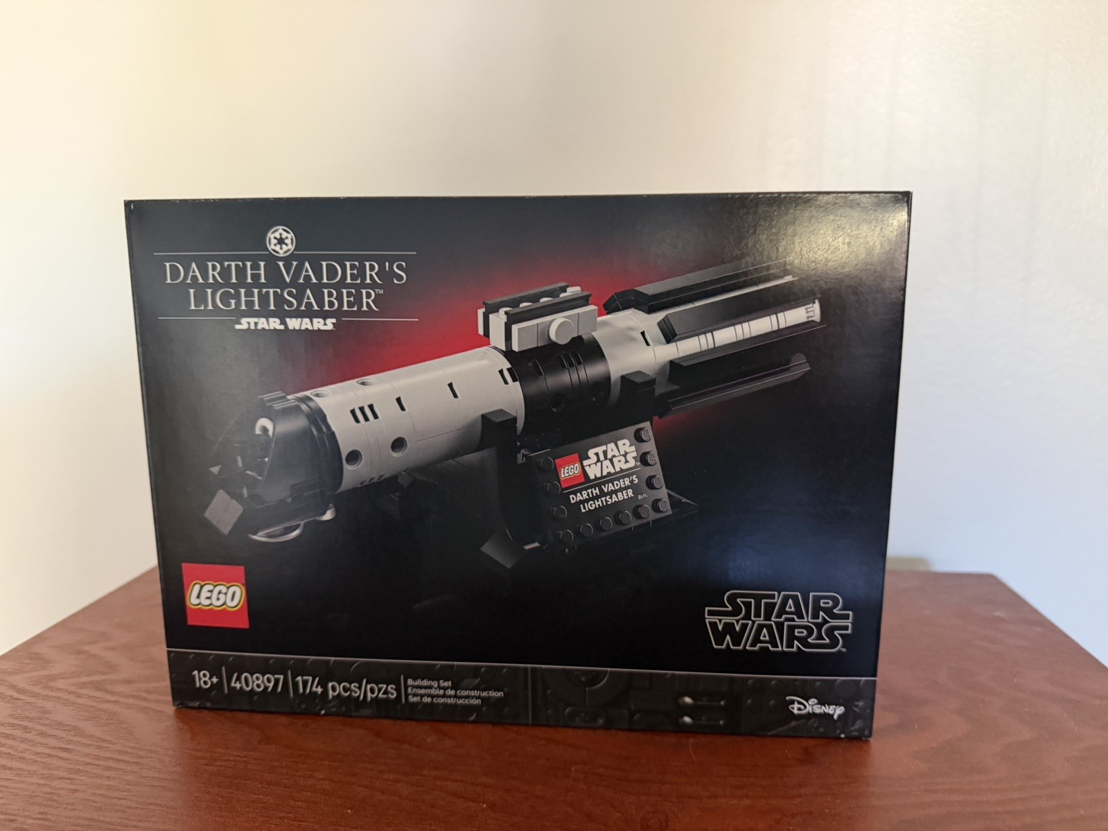 Lego Star Wars 40897 Darth Vader’s Lightsaber GWP NEW SEALED