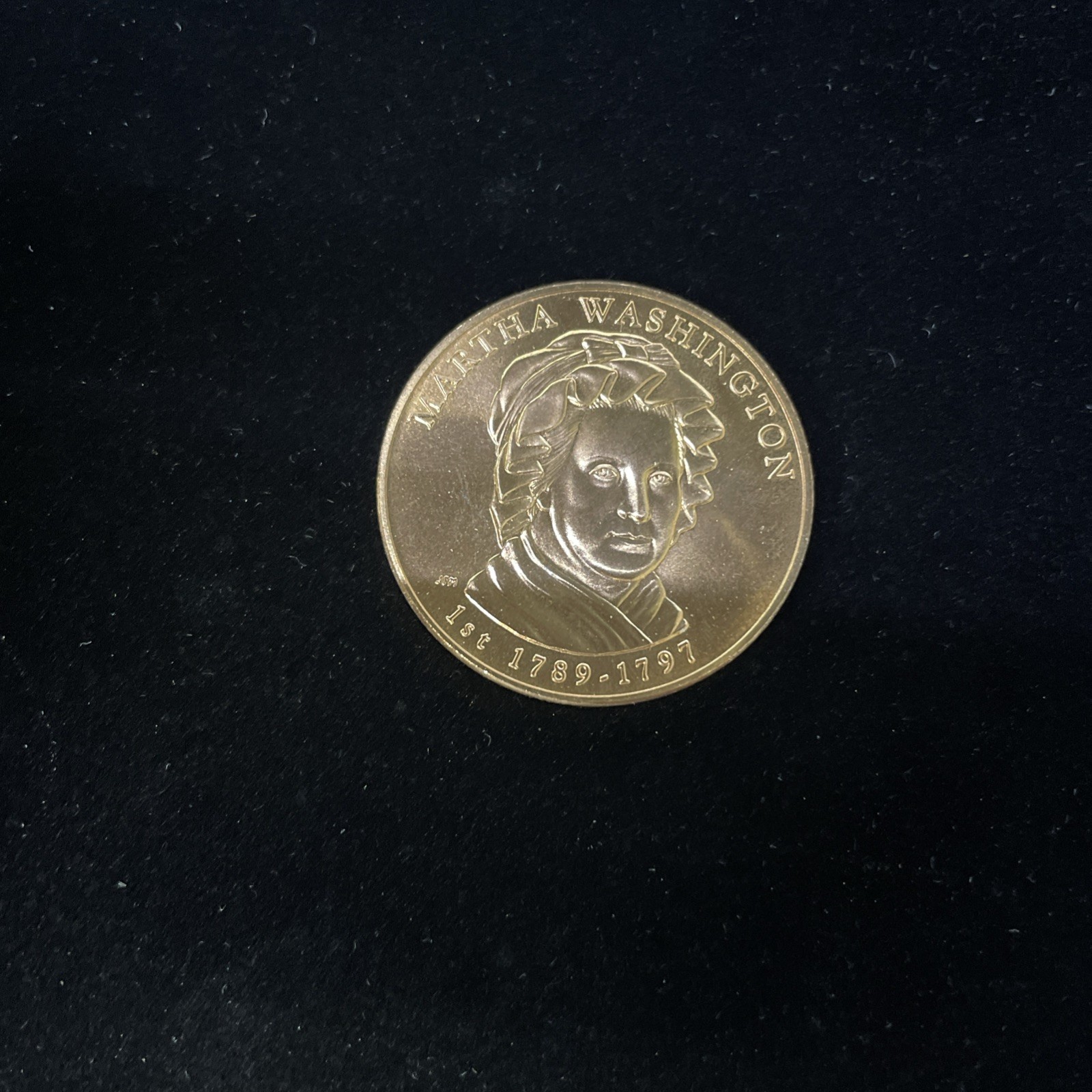 2007 Martha Washington First Ladies Bronze Medal - Pre Owned - No Sleeve 2007 Martha Washington First Ladies Bronze Medal - Pre Owned - No Sleeve