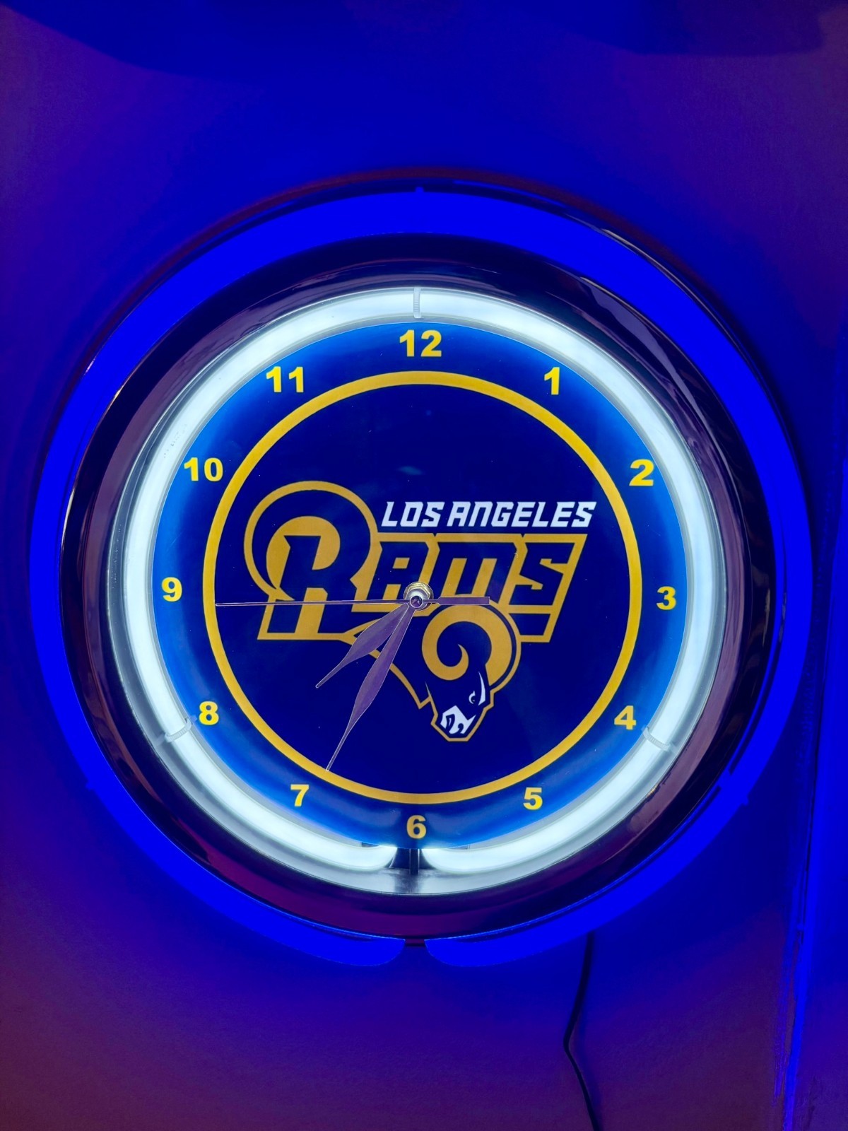 LA Los Angeles Rams Throwback Football Bar Man Cave Neon Style LED Clock Sign