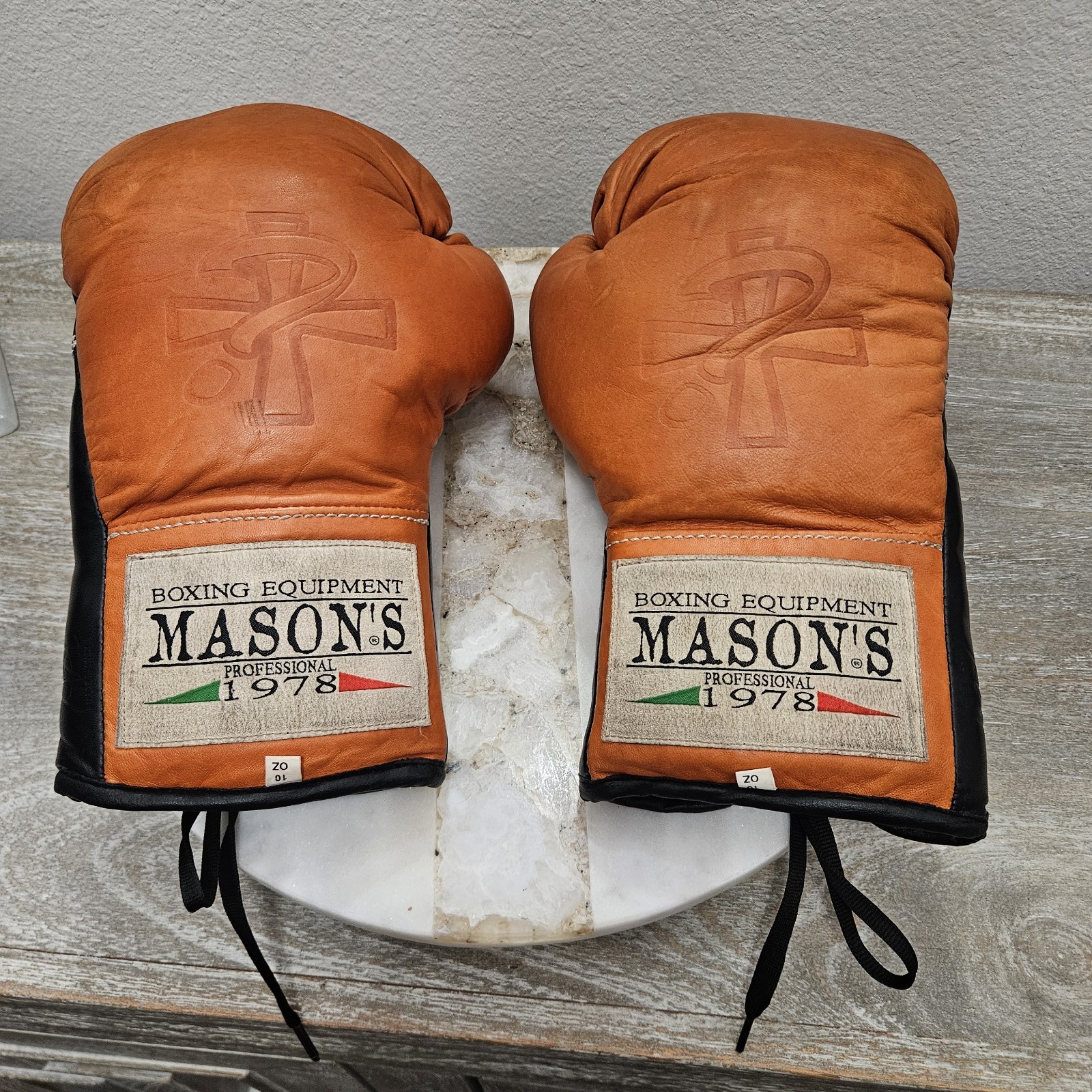 Vintage Mason\'s Professional 1978 Boxing Gloves 10 Oz Made In Italy