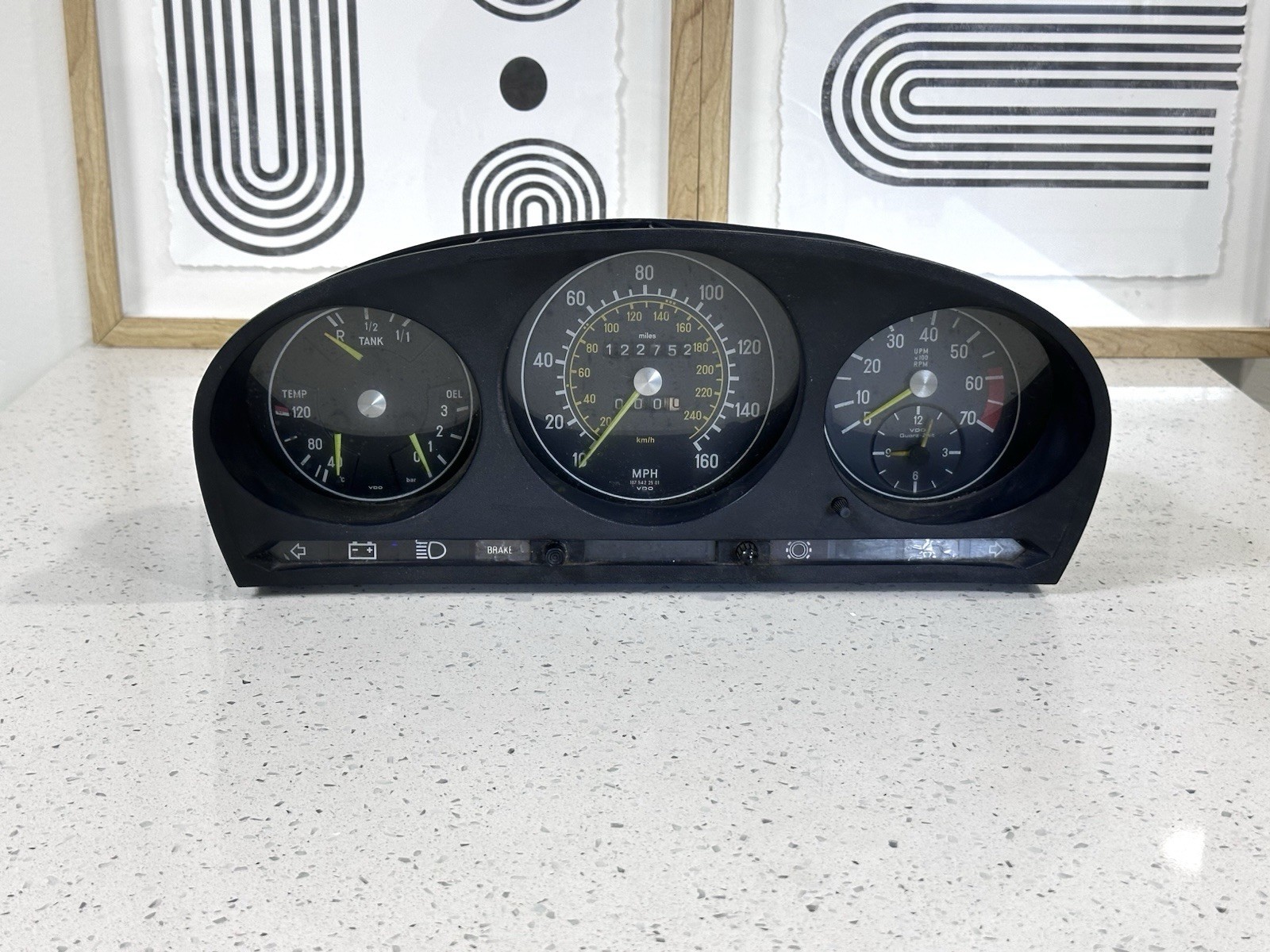72-80 MERCEDES 450SL SPEEDOMETER GAUGE CLUSTER INSTRUMENT R107 ODOMETER AS IS