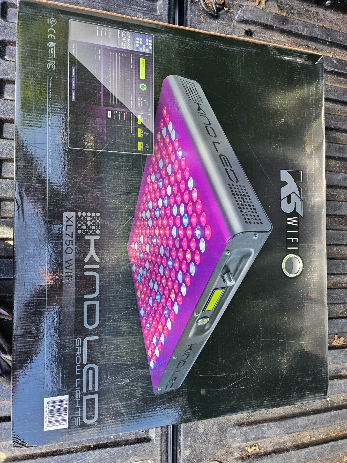 Kind LED K5 Series XL750 WIFI LED Grow Light Kind LED K5 Series XL750 WIFI LED Grow Light