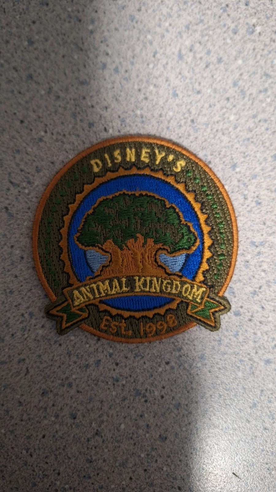 Disney\'s Animal Kingdom Tree Of Life Est 1998 Disney World Patch VTG 1990\'s Disney\'s Animal Kingdom Tree Of Life Est 1998 Disney World Patch VTG 1990\'s