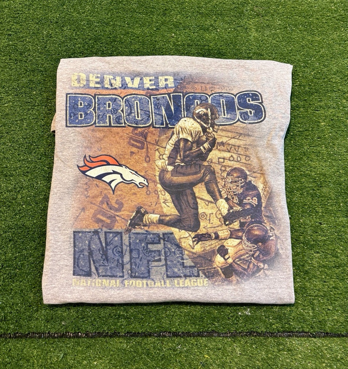 Vintage Denver Broncos shirt mens XL gray Lee sport short sleeve football 1990s Vintage Denver Broncos shirt mens XL gray Lee sport short sleeve football 1990s