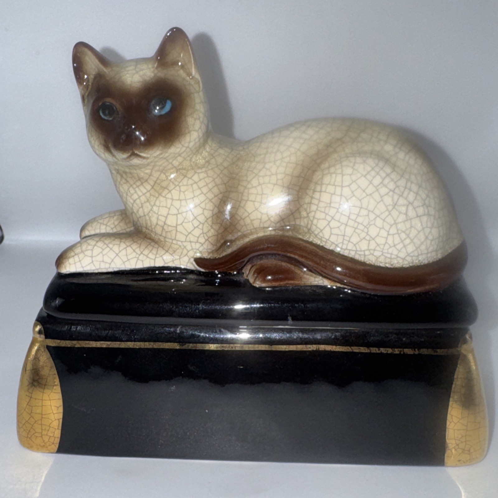 Vintage MCM TAKAHASHI Coffin Trinket Box Crackle Siamese Cat Ceramic Japan 5.5 Vintage MCM TAKAHASHI Coffin Trinket Box Crackle Siamese Cat Ceramic Japan 5.5