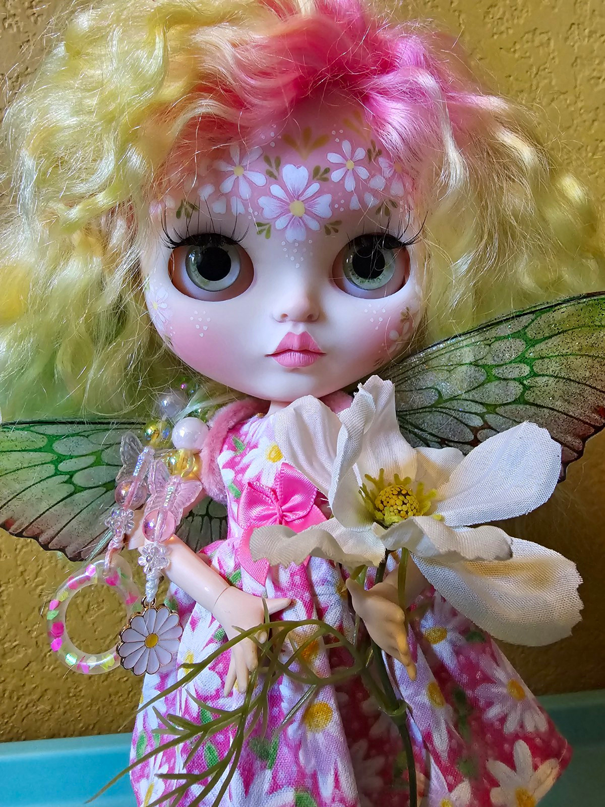 Blythe Made With Love by Fayn Evgeniia Daisy Custom OOAK Blythe Doll Blythe Made With Love by Fayn Evgeniia Daisy Custom OOAK Blythe Doll
