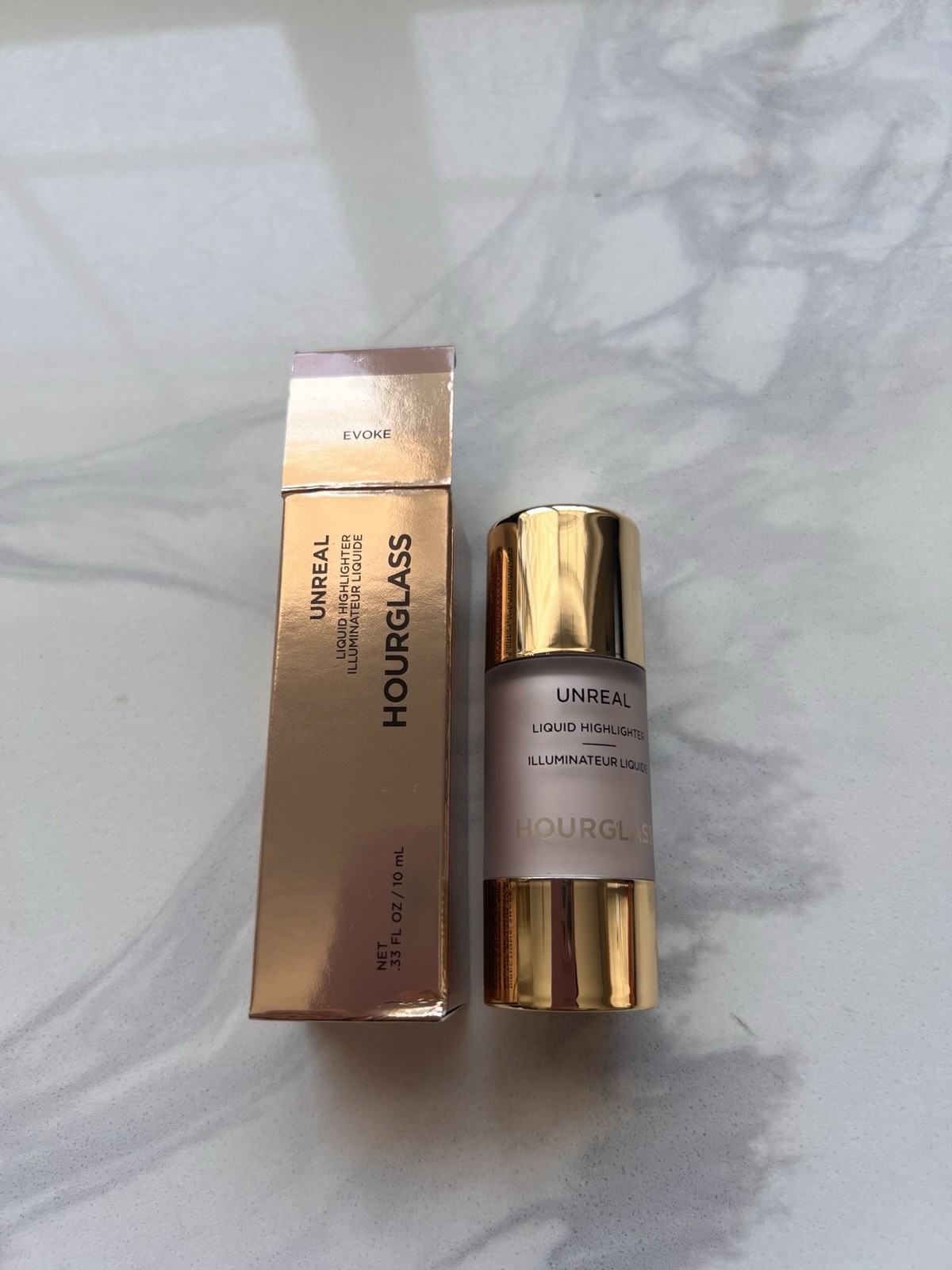 HOURGLASS ~ Unreal Radiant Glow Liquid Highlighter - EVOKE (Pale Champagne) HOURGLASS ~ Unreal Radiant Glow Liquid Highlighter - EVOKE (Pale Champagne)