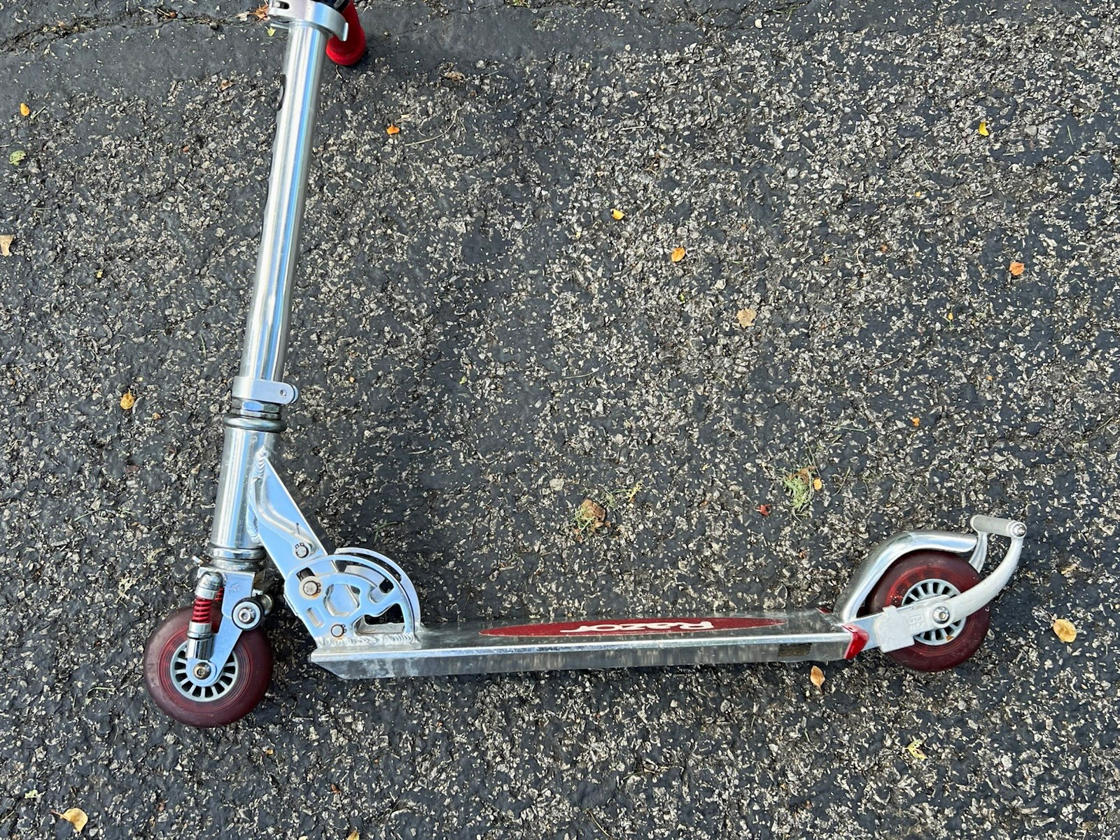 2000 Razor MS-130 A2 Rare Great Condition 2000 Razor MS-130 A2 Rare Great Condition