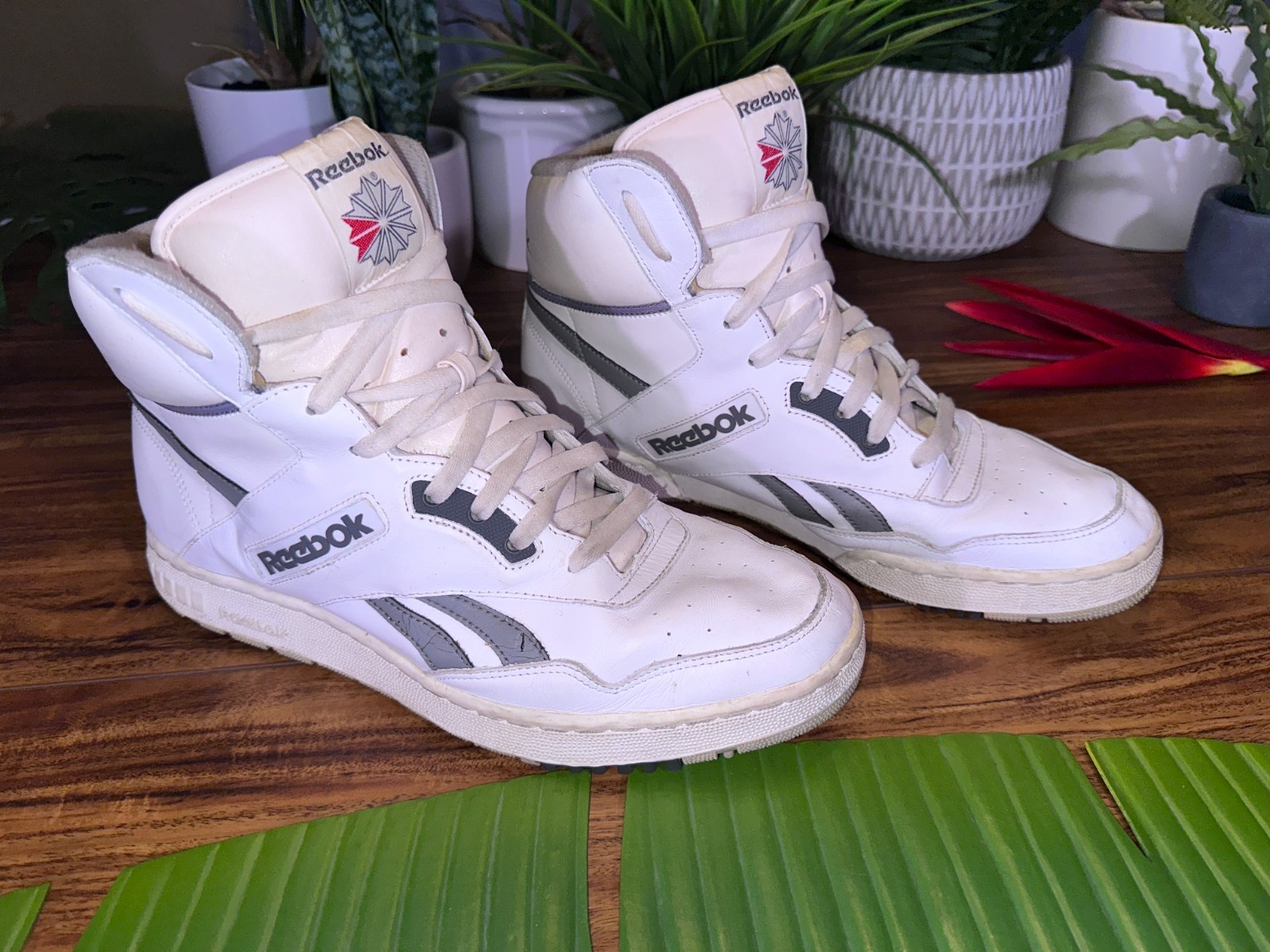 Reebok BB4600 HI Men Size 11.5 Used Shoes RB 604 TYI 4-411 RARE *