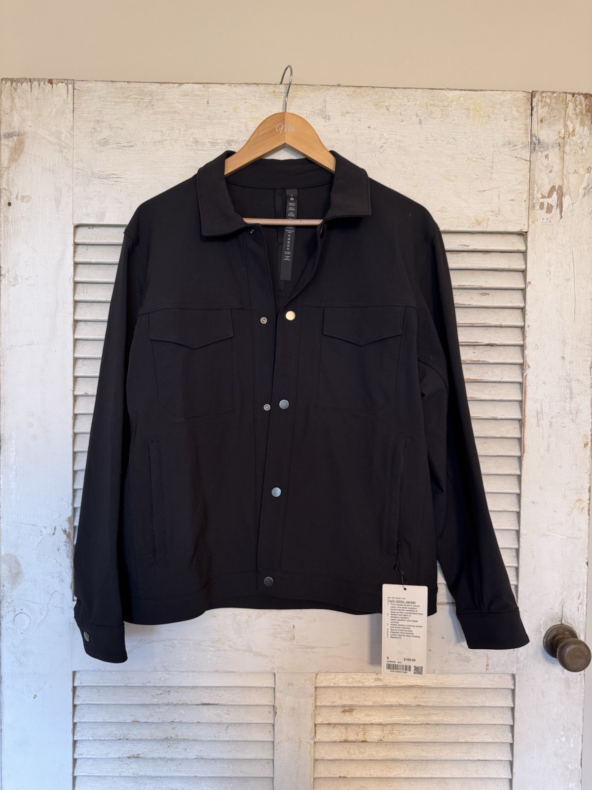 NWT Lululemon Men\'s Twill Utility Jacket Black Snap Front Minimalist Style Small NWT Lululemon Men\'s Twill Utility Jacket Black Snap Front Minimalist Style Small