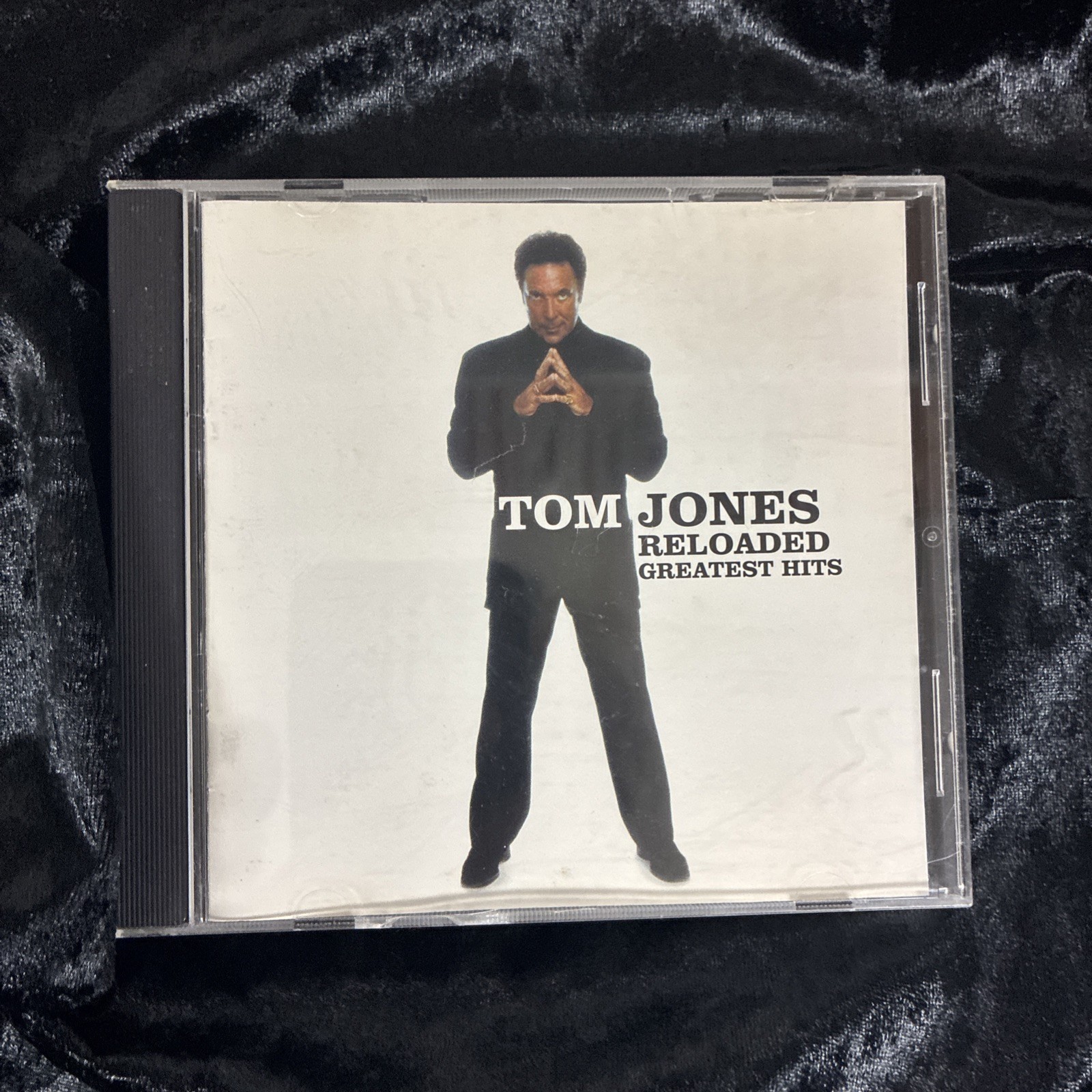 Tom Jones RELOADED Greatest Hits (CD, 2003, UTV / Decca) Vocal Pop Music Tom Jones RELOADED Greatest Hits (CD, 2003, UTV / Decca) Vocal Pop Music