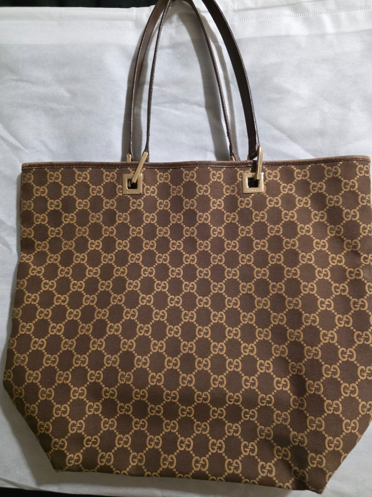 Gucci brown tote Gucci brown tote