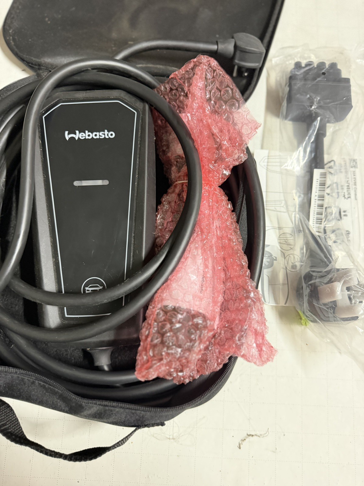 Webasto Go EV Charger portable dual voltage electric vehicle charge 32A 120 240v