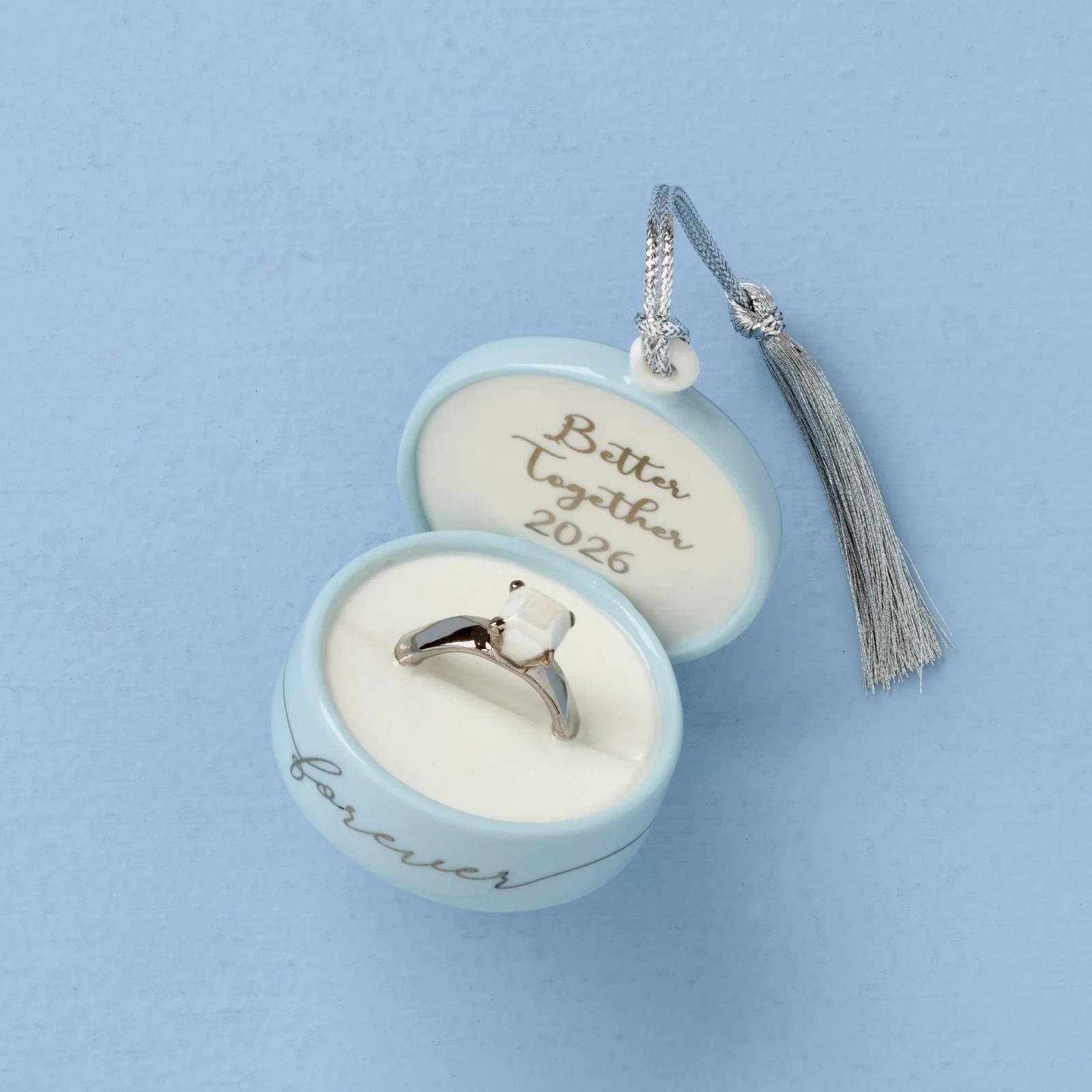 LENOX 2026 TOGETHER FOREVER RING BOX ORNAMENT 898580.NEW IN BOX LENOX 2026 TOGETHER FOREVER RING BOX ORNAMENT 898580.NEW IN BOX