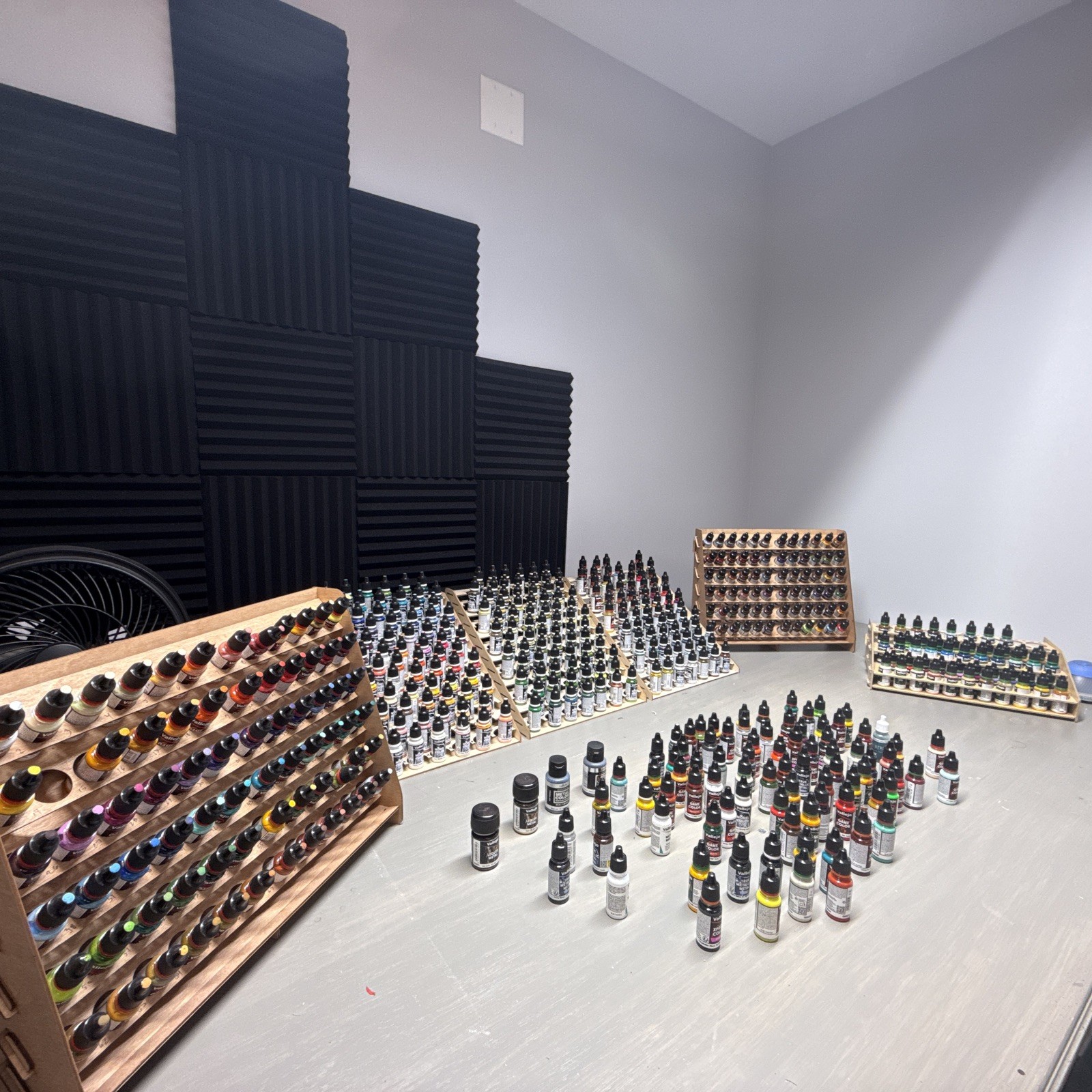 Vallejo Model Color Game Color  Xpress And Game Air Complete Sets Over 500 Pots