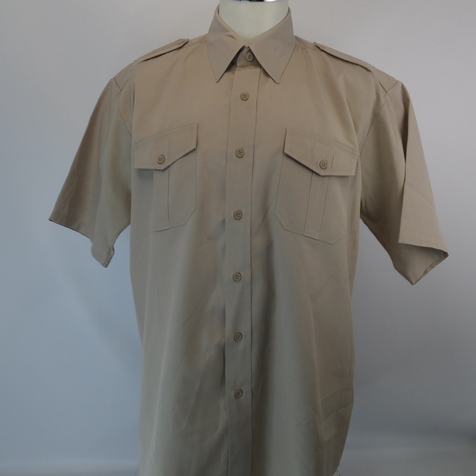 Vintage Oshman\'s Sportswear Men\'s XL Khaki Safari Short Sleeve Button Up