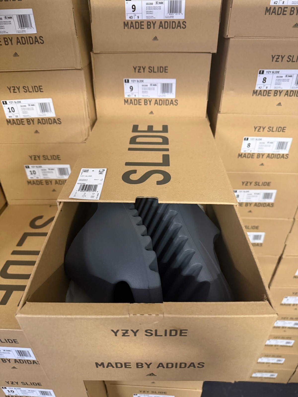 Adidas Yeezy Slide Onyx Size 5-13 Men's (100% Authentic) HQ6448 Adidas Yeezy Slide Onyx Size 5-13 Men's (100% Authentic) HQ6448