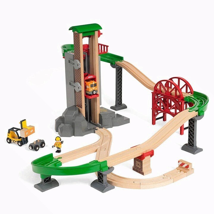 BRIO World Lift & Load Warehouse Set - 32-Piece Wood Train Set - Works, Vehicles BRIO World Lift & Load Warehouse Set - 32-Piece Wood Train Set - Works, Vehicles