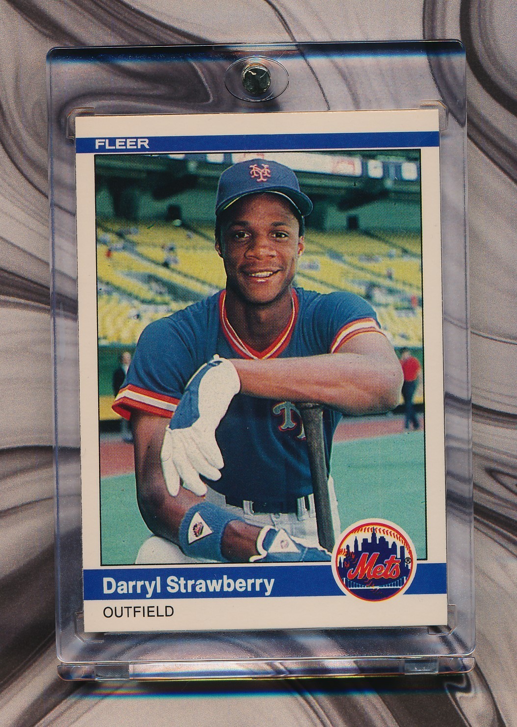 DARRYL STRAWBERRY 1984 Fleer #599 (RC) Rookie Card Mets 🔥MINT CENTERED DARRYL STRAWBERRY 1984 Fleer #599 (RC) Rookie Card Mets 🔥MINT CENTERED