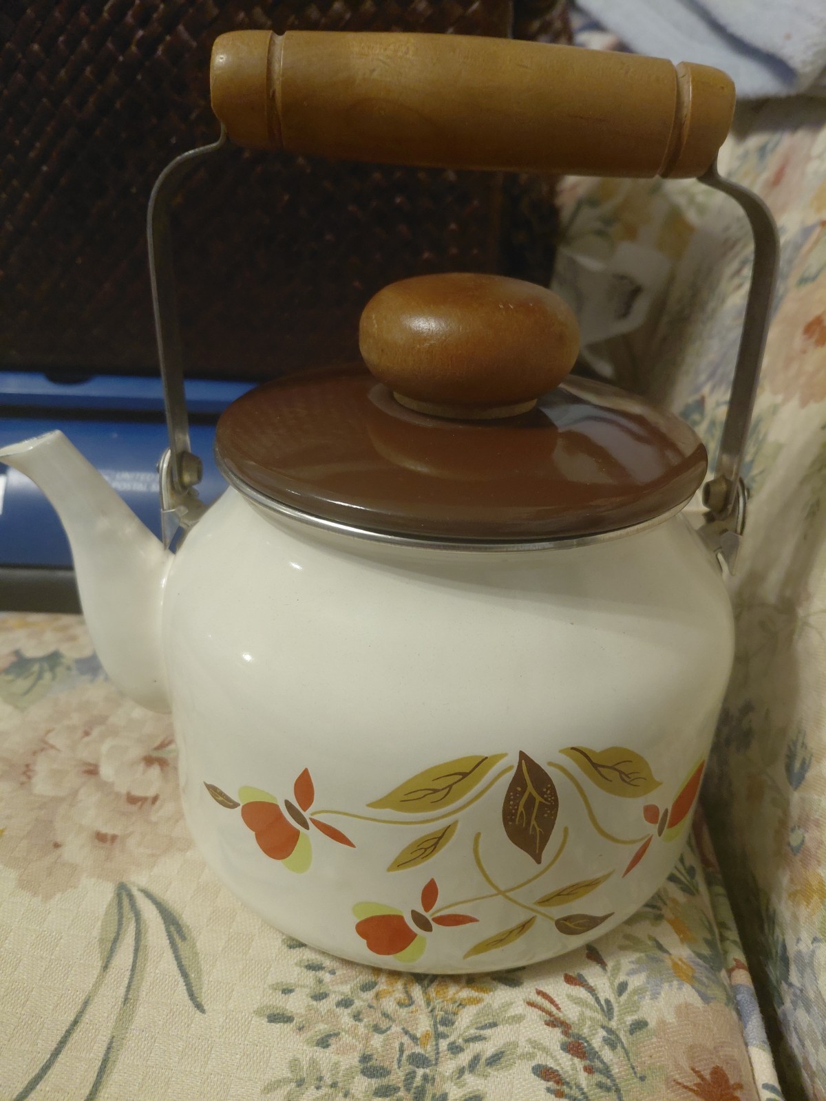 Vintage Hall Jewel  Tea METAL TEA KETTLE W/ WOOD EUC