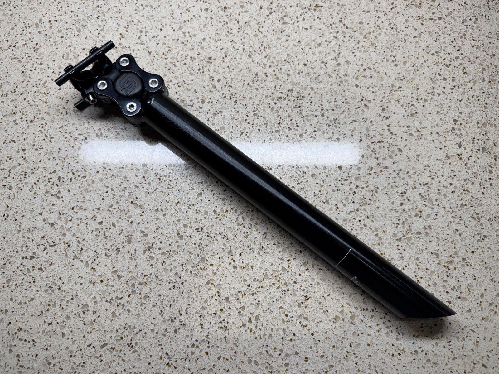 Cane Creek eeSilk 31.6mm Alloy Suspension Seatpost 20mm Black