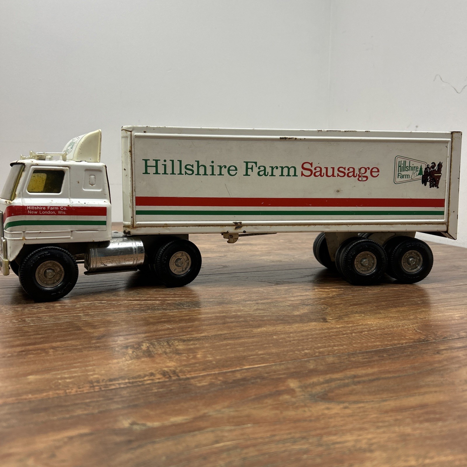 Vintage Ertl International Semi Hillshire Farm Tractor Trailer Pressed Steel Vintage Ertl International Semi Hillshire Farm Tractor Trailer Pressed Steel