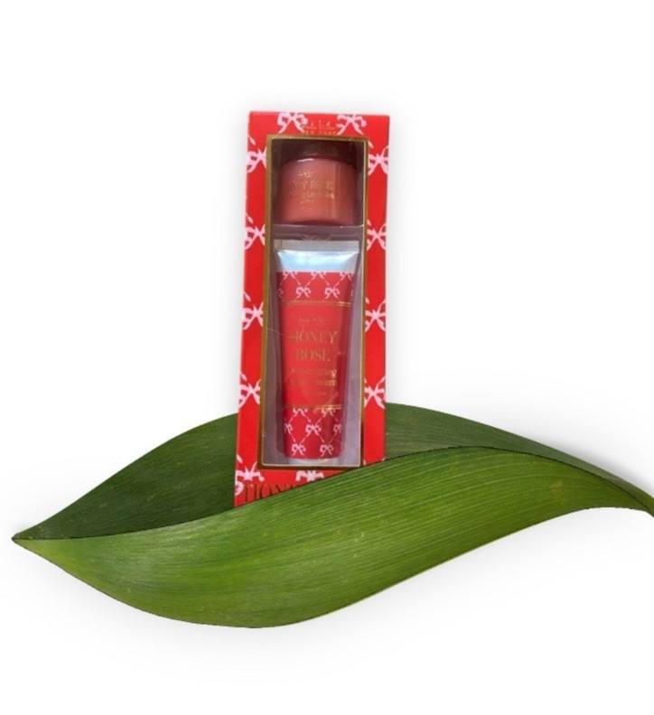Nicole Miller Honey Rose Lip Balm And Hand Cream - New In Box Nicole Miller Honey Rose Lip Balm And Hand Cream - New In Box