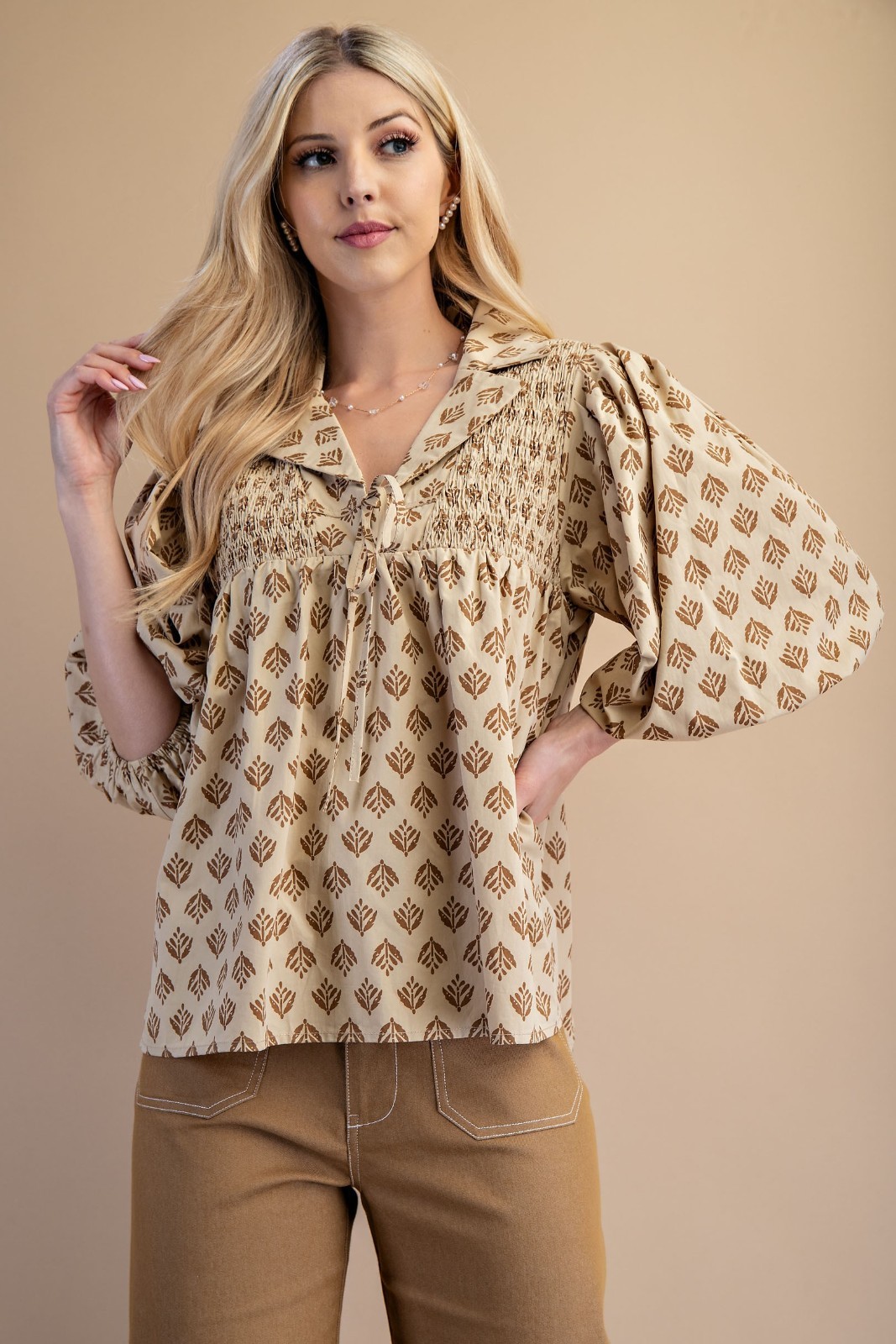Gigio by Umgee Ecru Printed Blouse 3/4 Puff Sleeves Smocked Bodice Gigio by Umgee Ecru Printed Blouse 3/4 Puff Sleeves Smocked Bodice