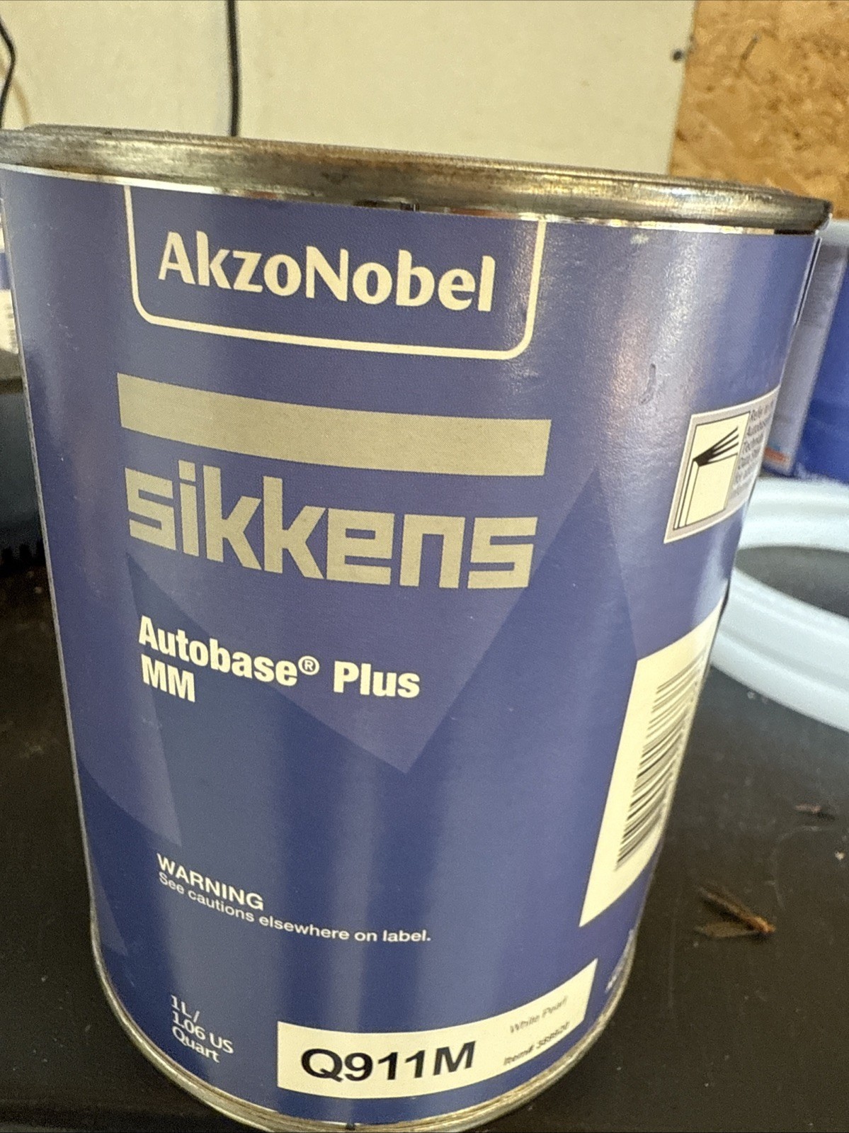 Akzo Nobel Sikkens Autobase Plus Q911M White Pearl 1L. New Akzo Nobel Sikkens Autobase Plus Q911M White Pearl 1L. New