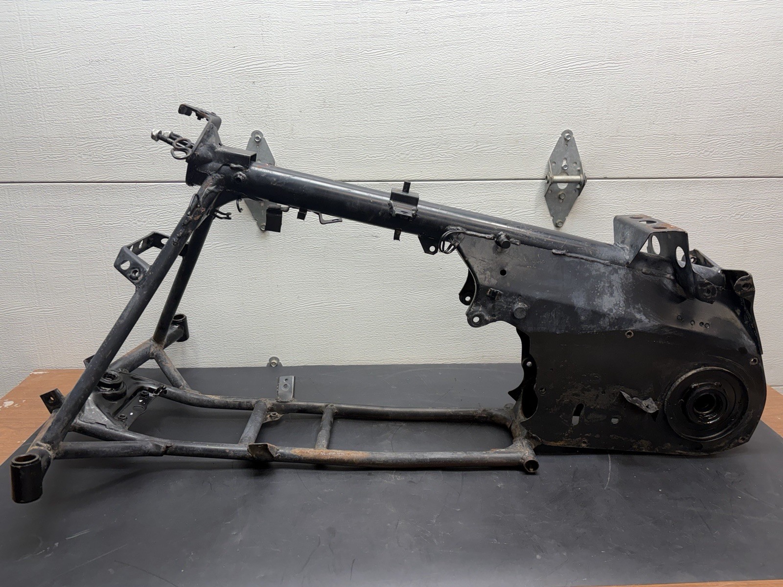 1986-1987  Honda FOURTRAX TRX70 OEM Frame 50100-HB2-000ZA