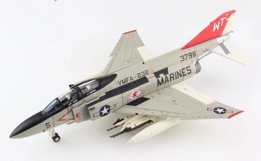 Hobby Master 1/72 HA19037 F-4J Phantom II USMC VMFA-232 Red Devils, Iwakuni AB