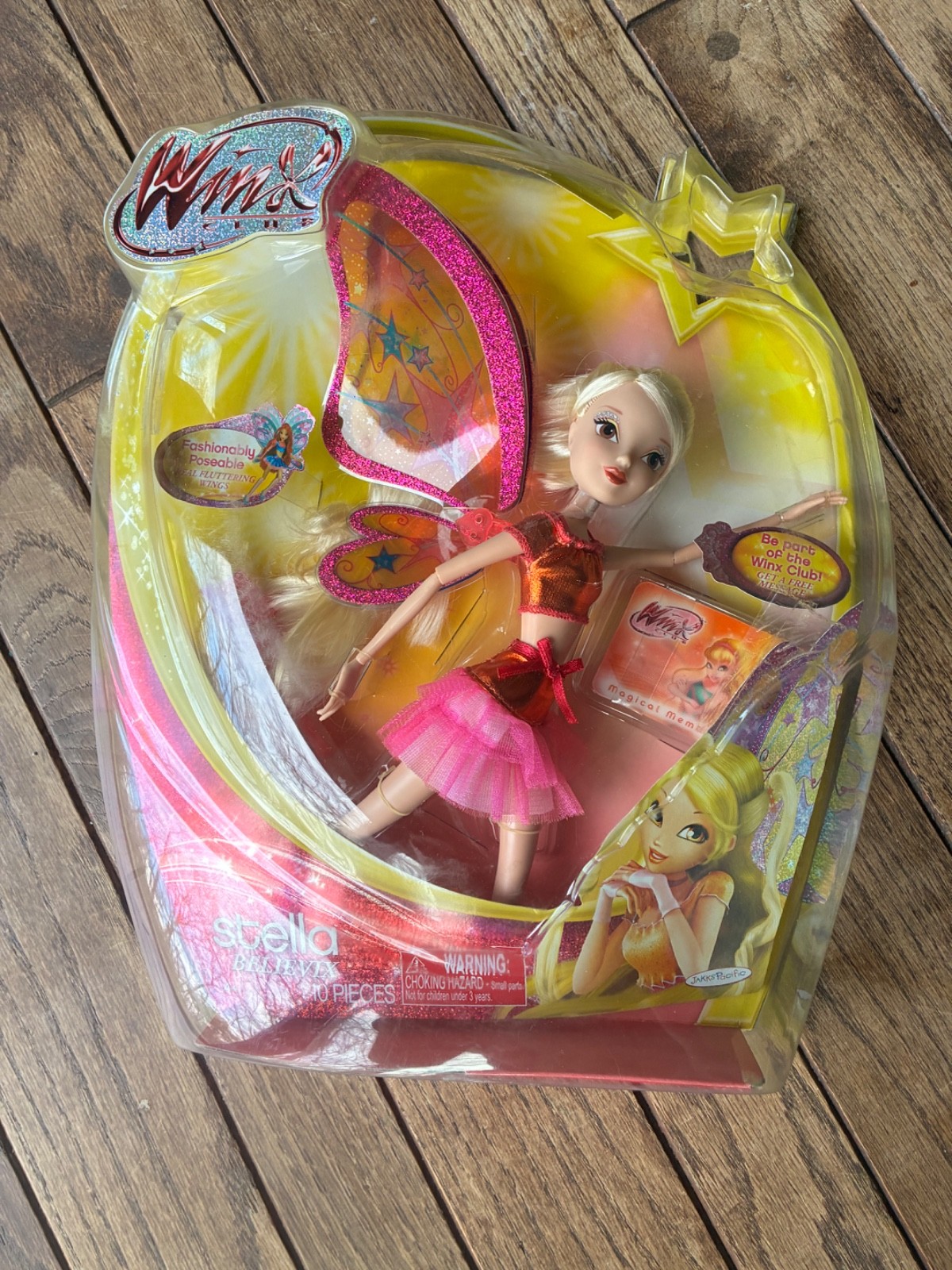Winx Club Stella BELIEVIX Fluttering Wings Doll Jakks  Pacific 2012 NRFB RVHTF