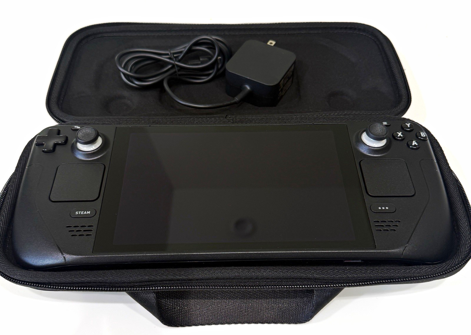 Valve Steam Deck Black Handheld System Wi-Fi USB-C w/ Case & Charger 64g Valve Steam Deck Black Handheld System Wi-Fi USB-C w/ Case & Charger 64g