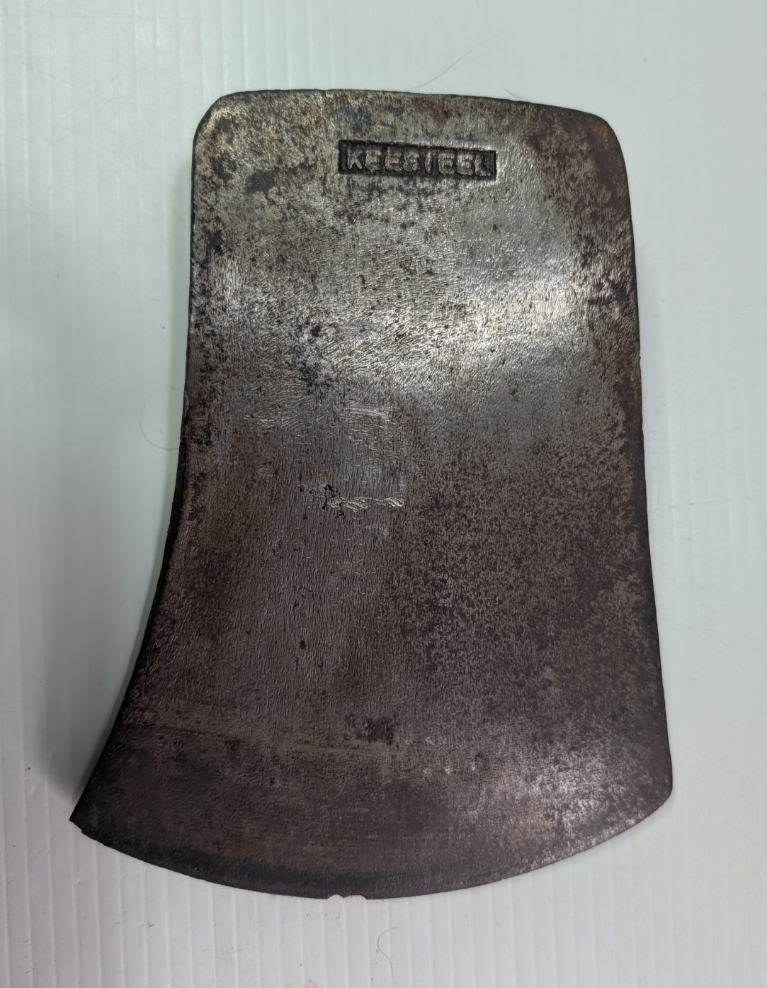 Vintage Keesteel KK 4LB Tasmanian Pattern Axe Head  Collectable Rare Not Cracked