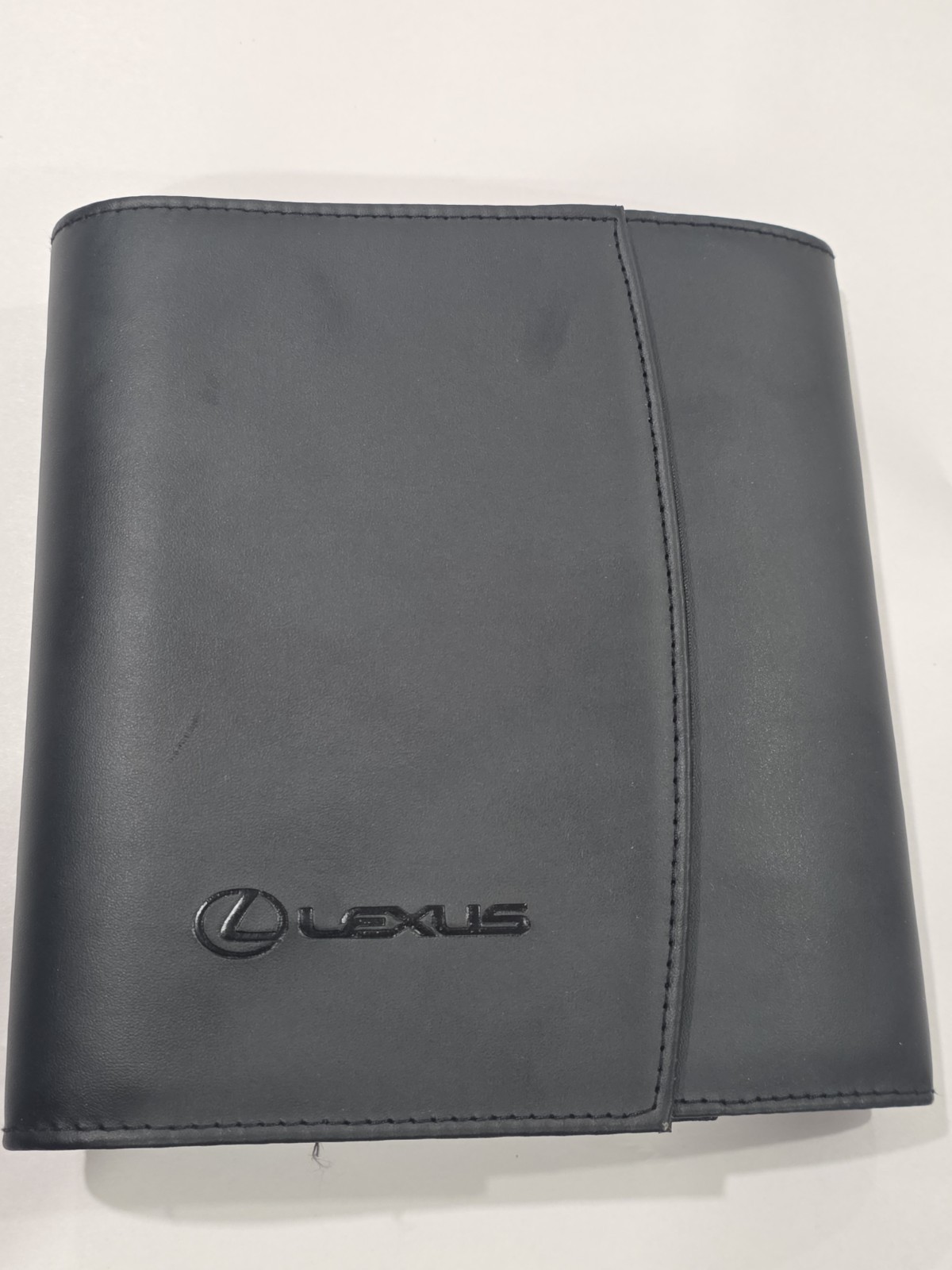 LEXUS LEATHER CASE FOR OWNER\'S OWNERS MANUAL OPERATORS USER GUIDE COVER