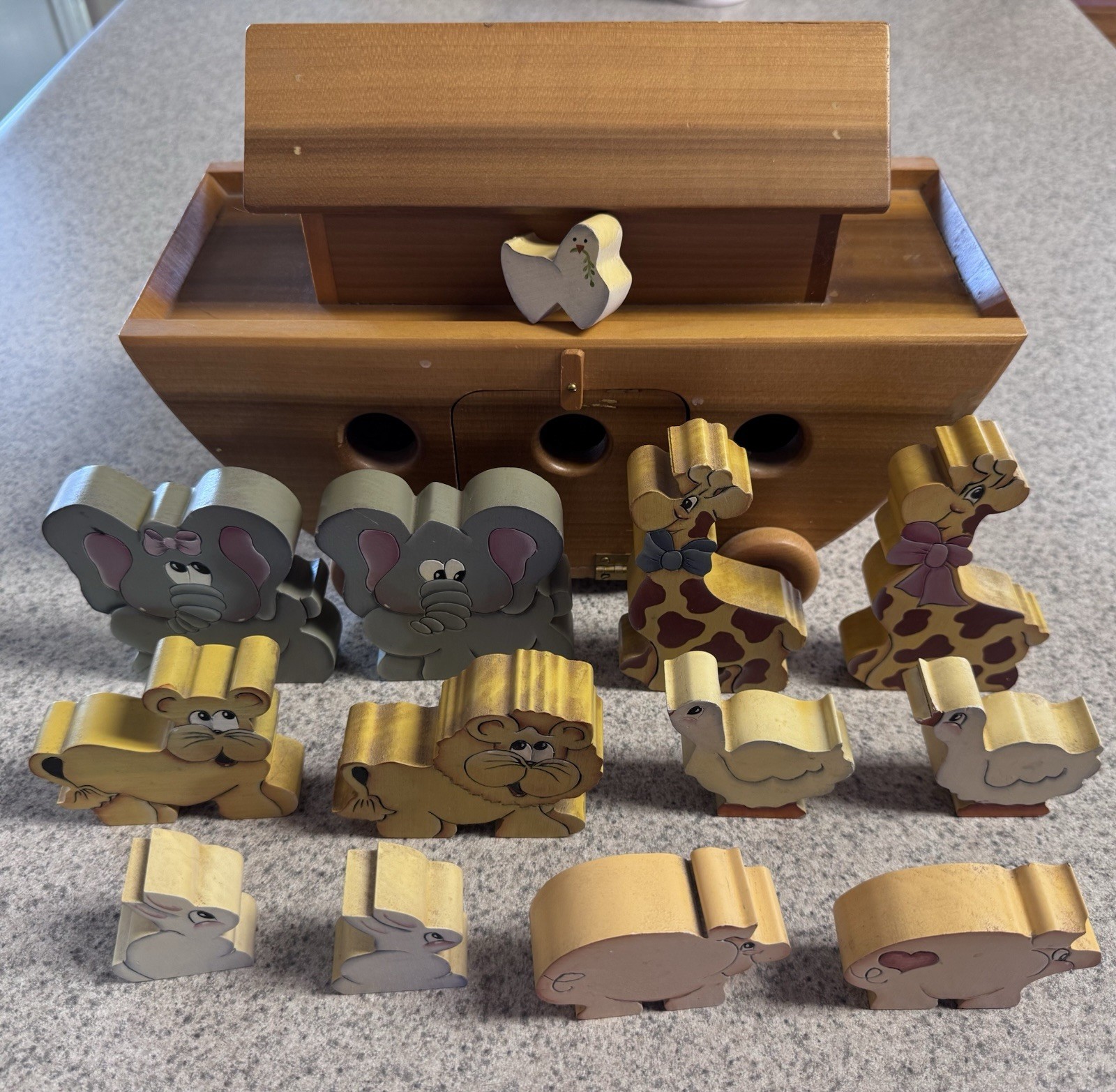 Noah\'s Ark Vintage Wooden Noah\'s Ark Vintage Wooden