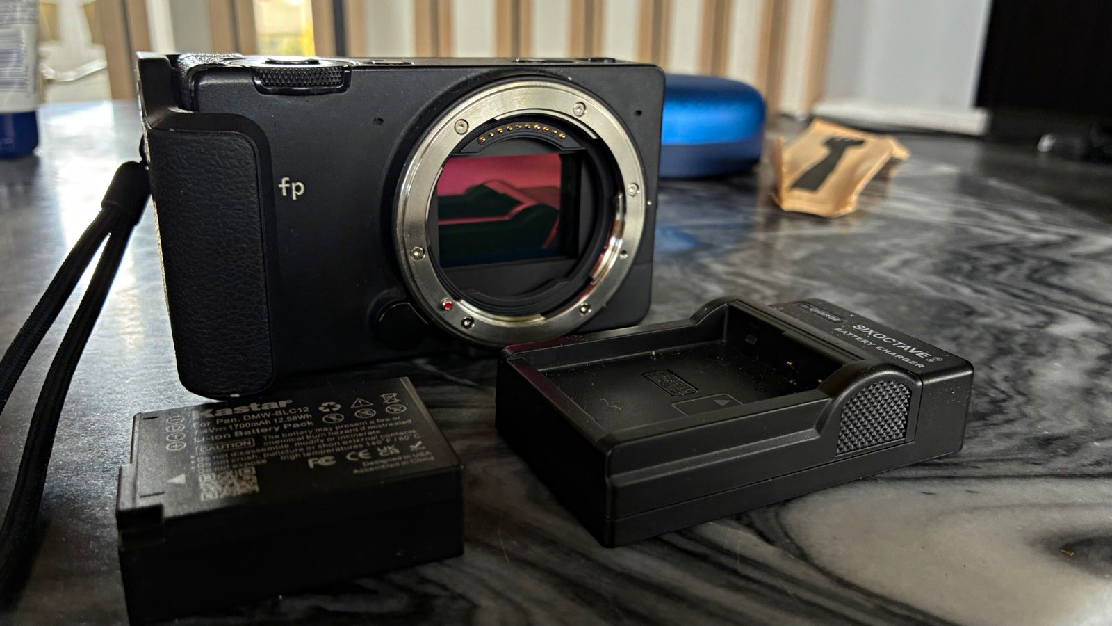 SIGMA fp Camera Body 24.6MP w/ Battery + Charger w/ HG 11 grip and Shoten L39 SIGMA fp Camera Body 24.6MP w/ Battery + Charger w/ HG 11 grip and Shoten L39