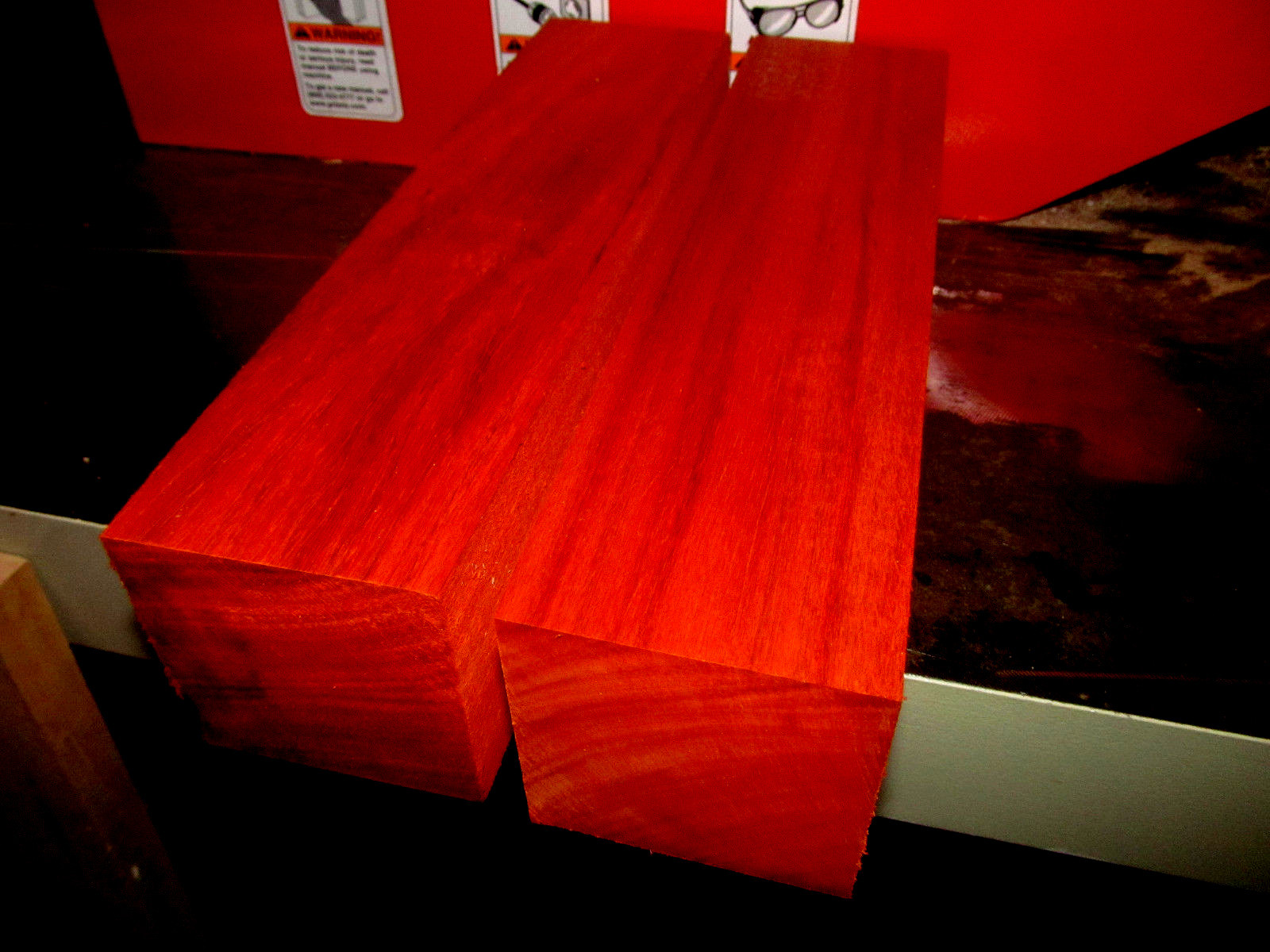 ONE BEAUTIFUL EXOTIC PADAUK TURNING WOOD LATHE LUMBER PEPPERMILL 3 X 3 X 12